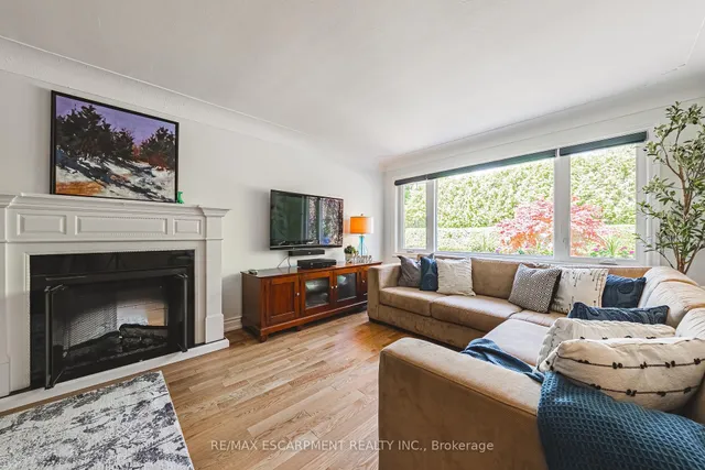 Additional property image - 898 Herberton Pl