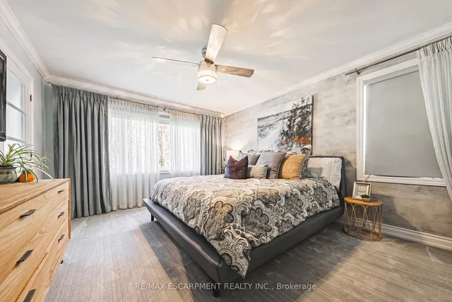Additional property image - 898 Herberton Pl