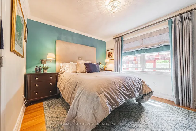 Additional property image - 898 Herberton Pl
