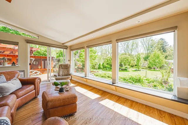 Additional property image - 898 Herberton Pl