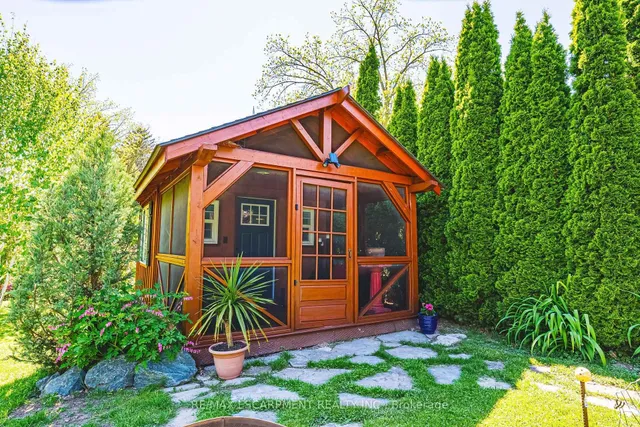 Additional property image - 898 Herberton Pl