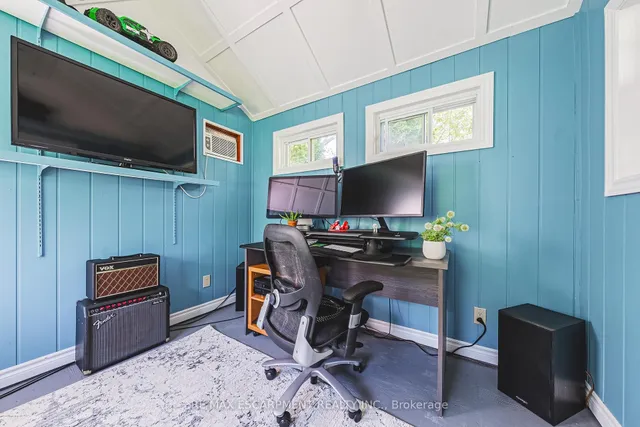 Additional property image - 898 Herberton Pl