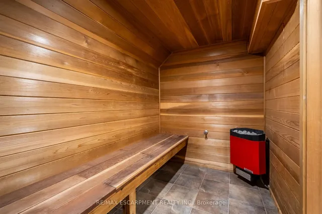 Additional property image - 2312 Hoover Crt