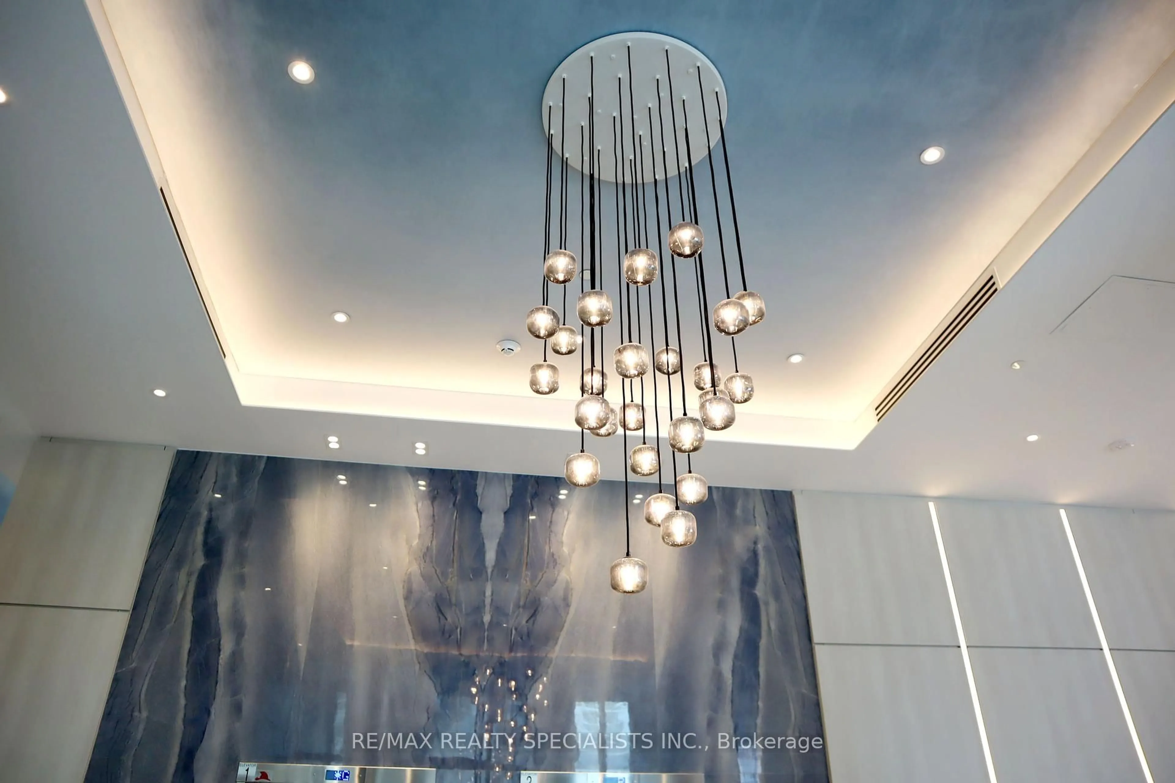 Lobby for 1063 Douglas McCurdy Common #210, Mississauga Ontario L5G 0C5