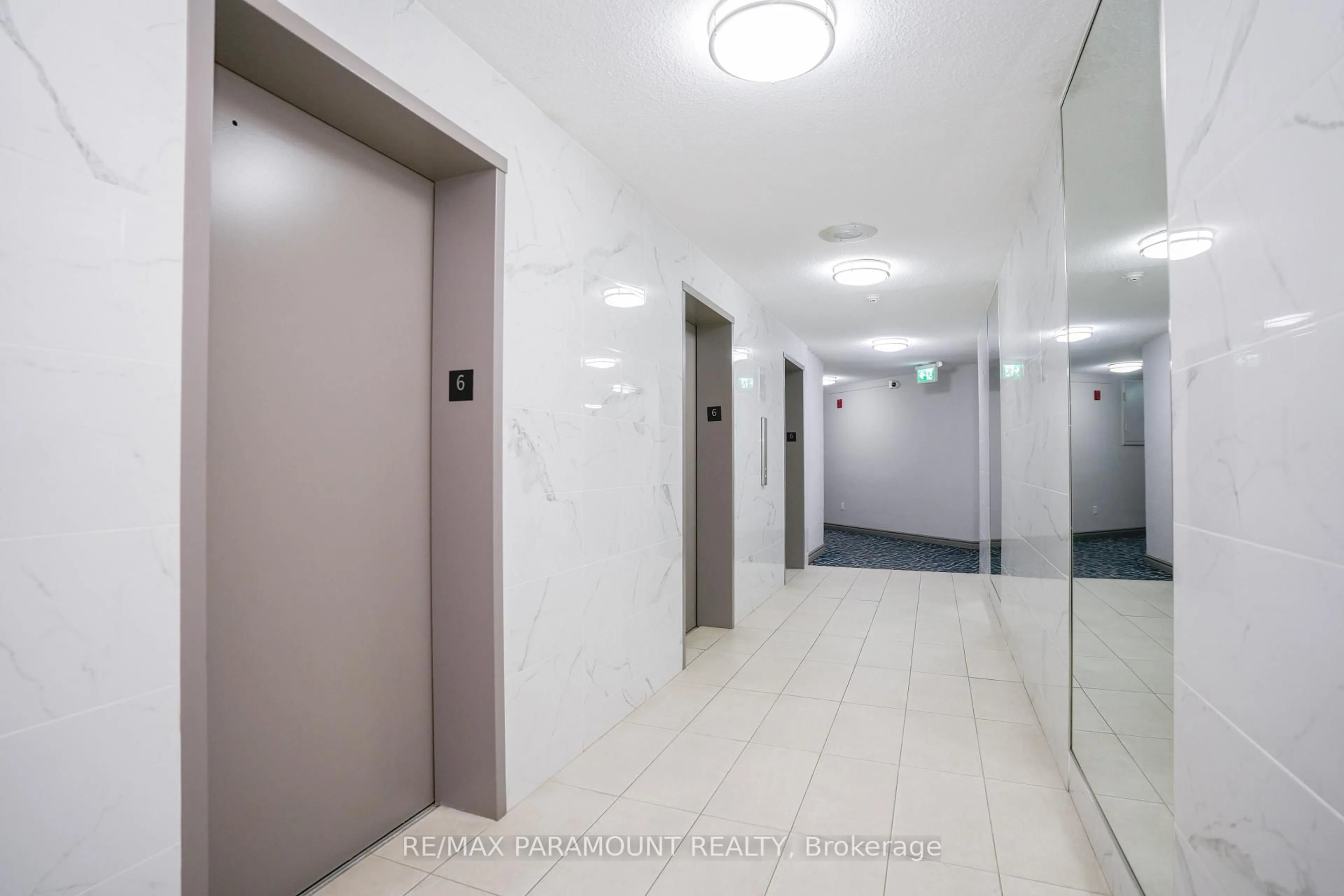 Indoor foyer for 234 Albion Rd #610, Toronto Ontario M9W 6A5