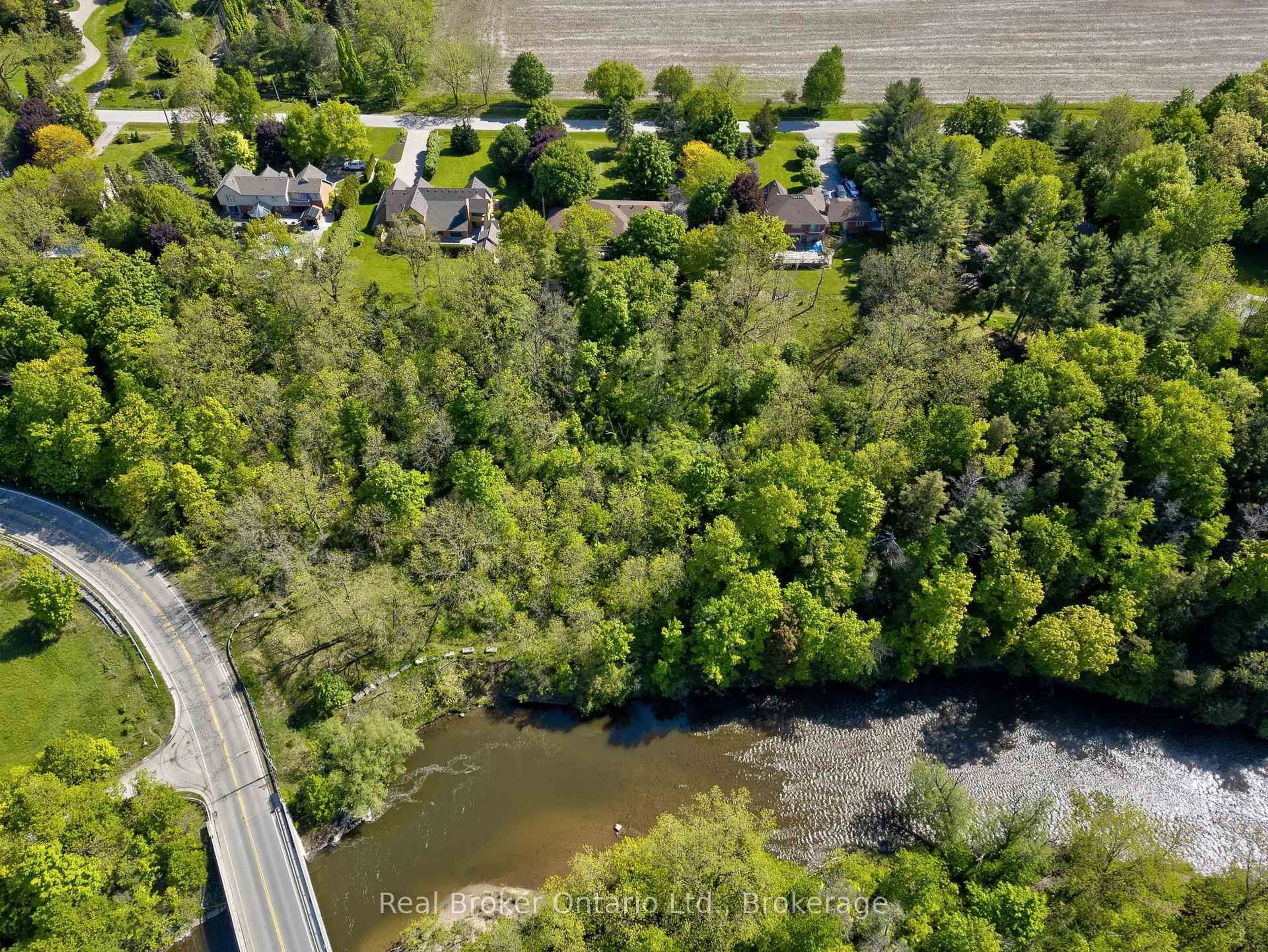 A pic from outside/outdoor area/front of a property/back of a property/a pic from drone, water/lake/river/ocean view for 10158 Old Pine Crest Rd, Halton Hills Ontario L0P 0A2
