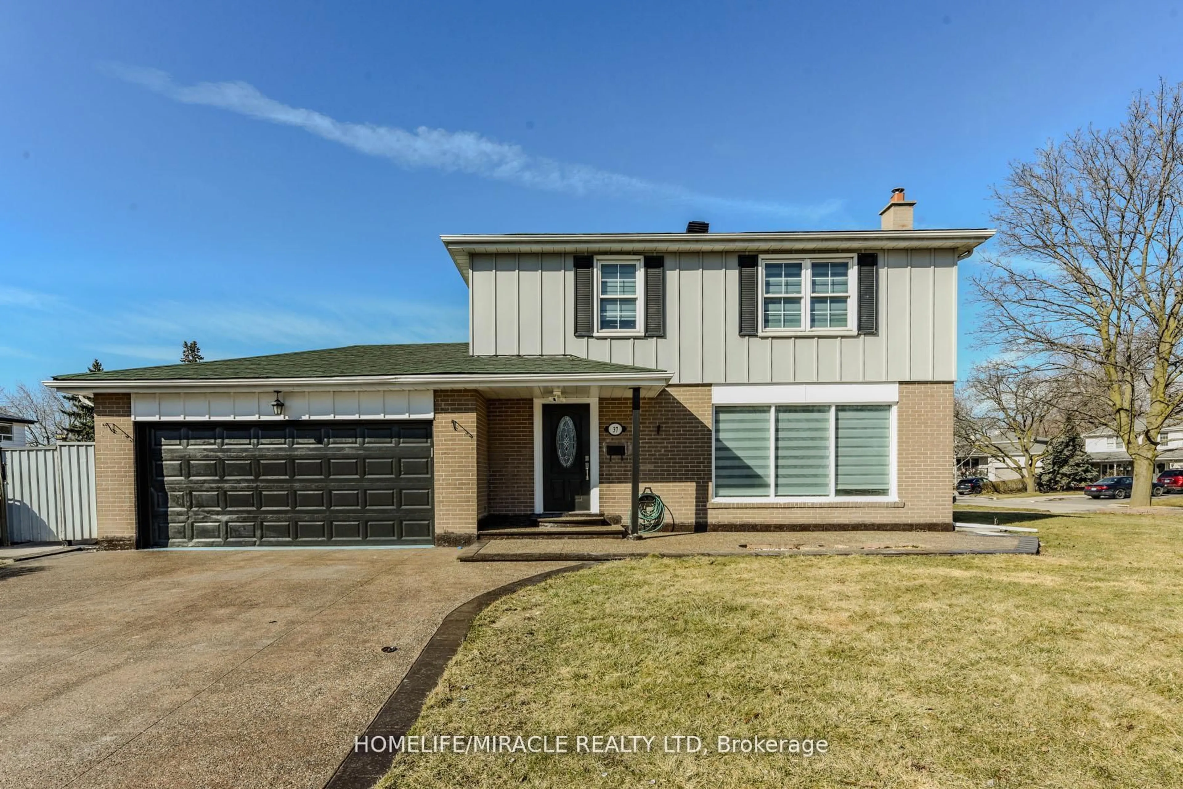 Home with vinyl exterior material, street for 37 Crawley Dr, Brampton Ontario L6T 2S2