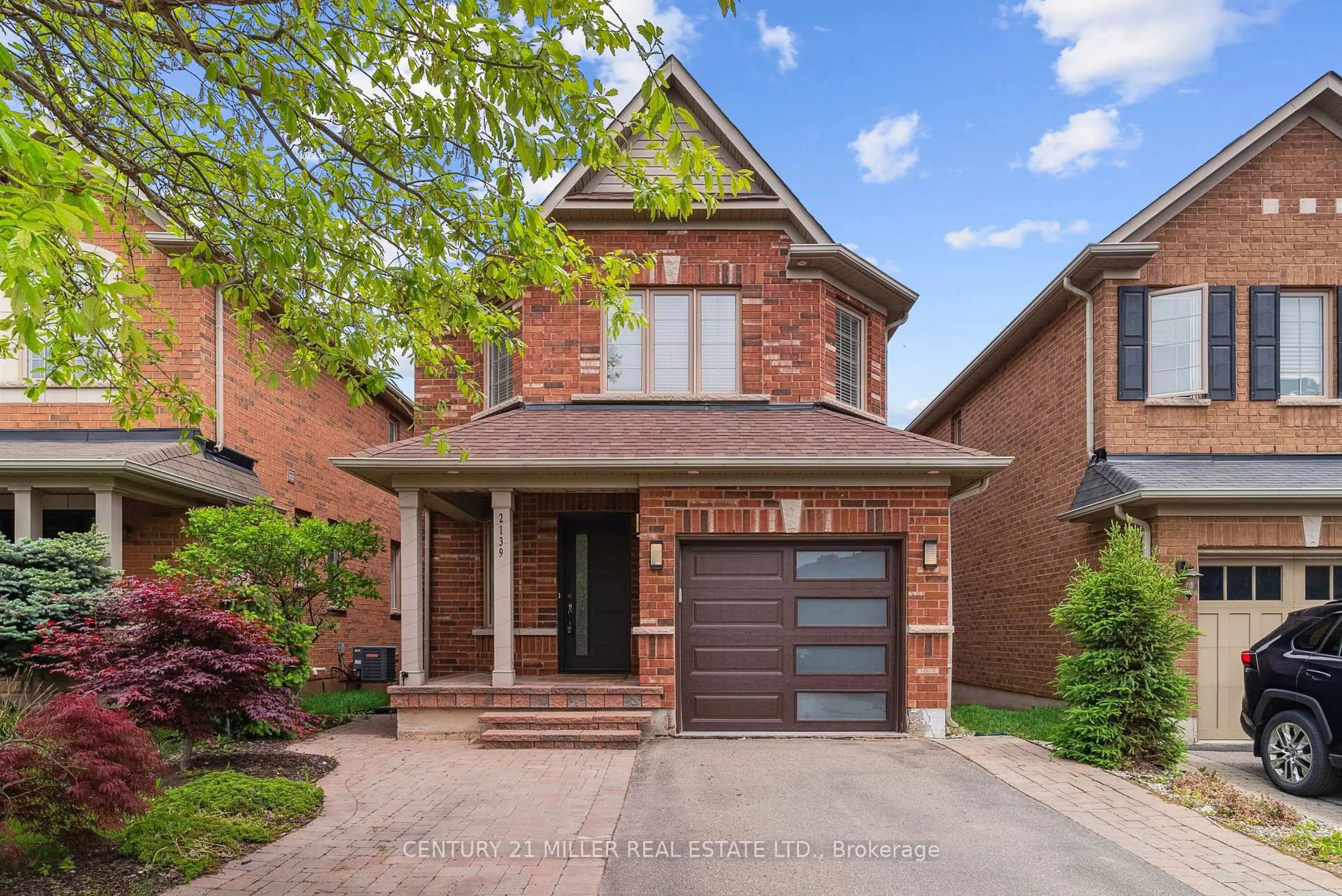 Home with brick exterior material, street for 2139 FIDDLERS Way, Oakville Ontario L6M 0M5