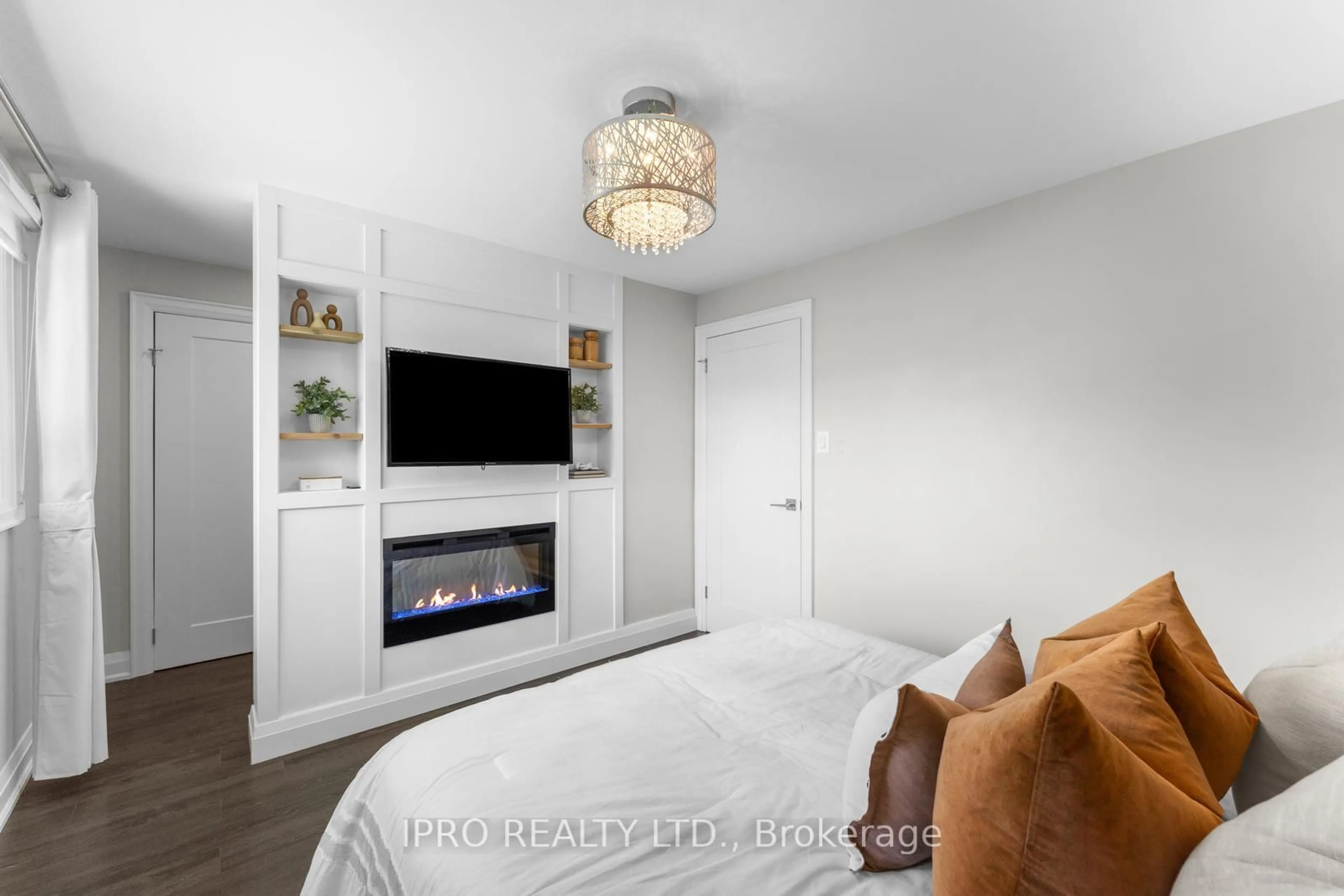 Unknown for 132 Bartley Bull Pkwy, Brampton Ontario L6W 2J9