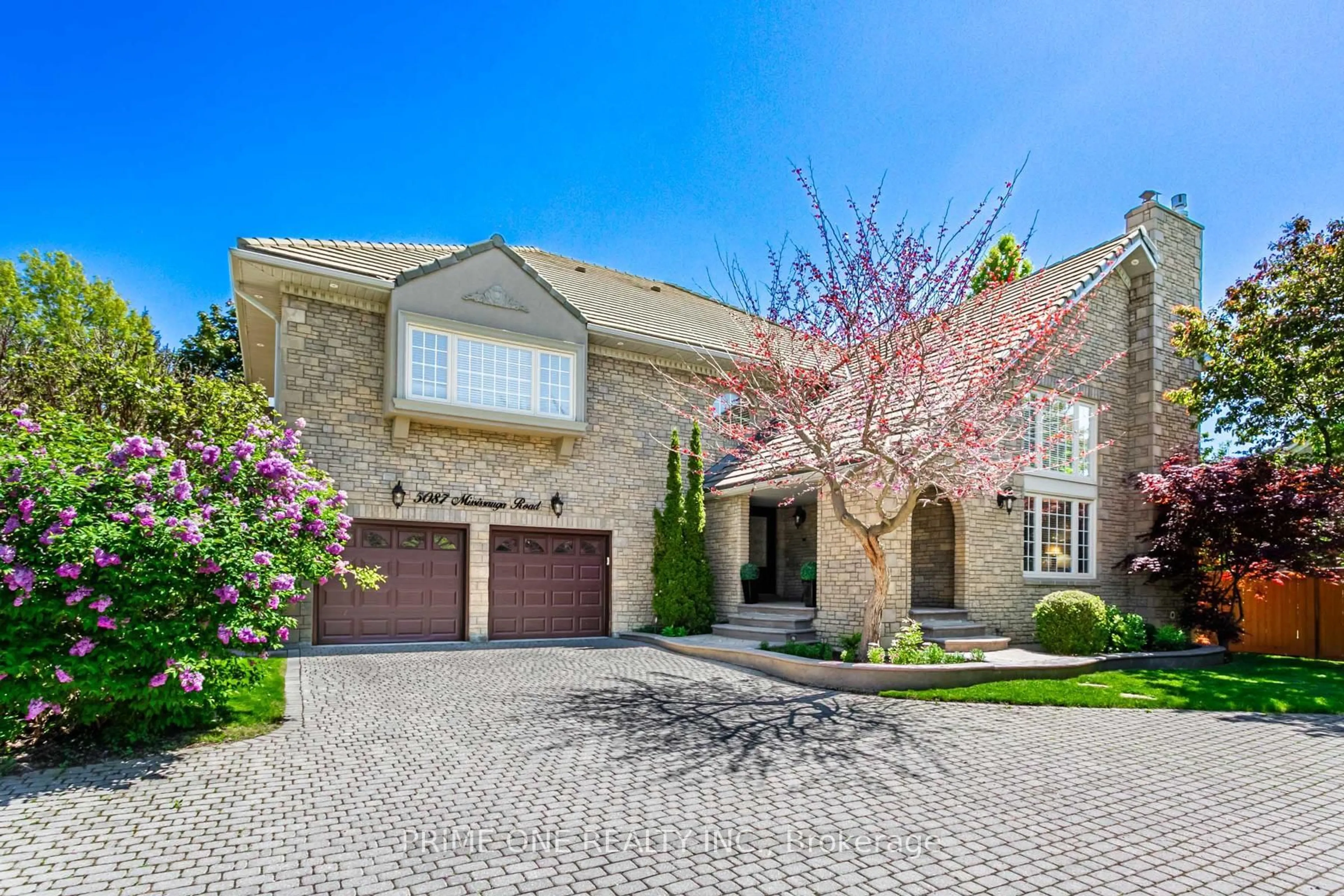 Home with brick exterior material, street for 5087 Mississauga Rd, Mississauga Ontario L5M 4Y1