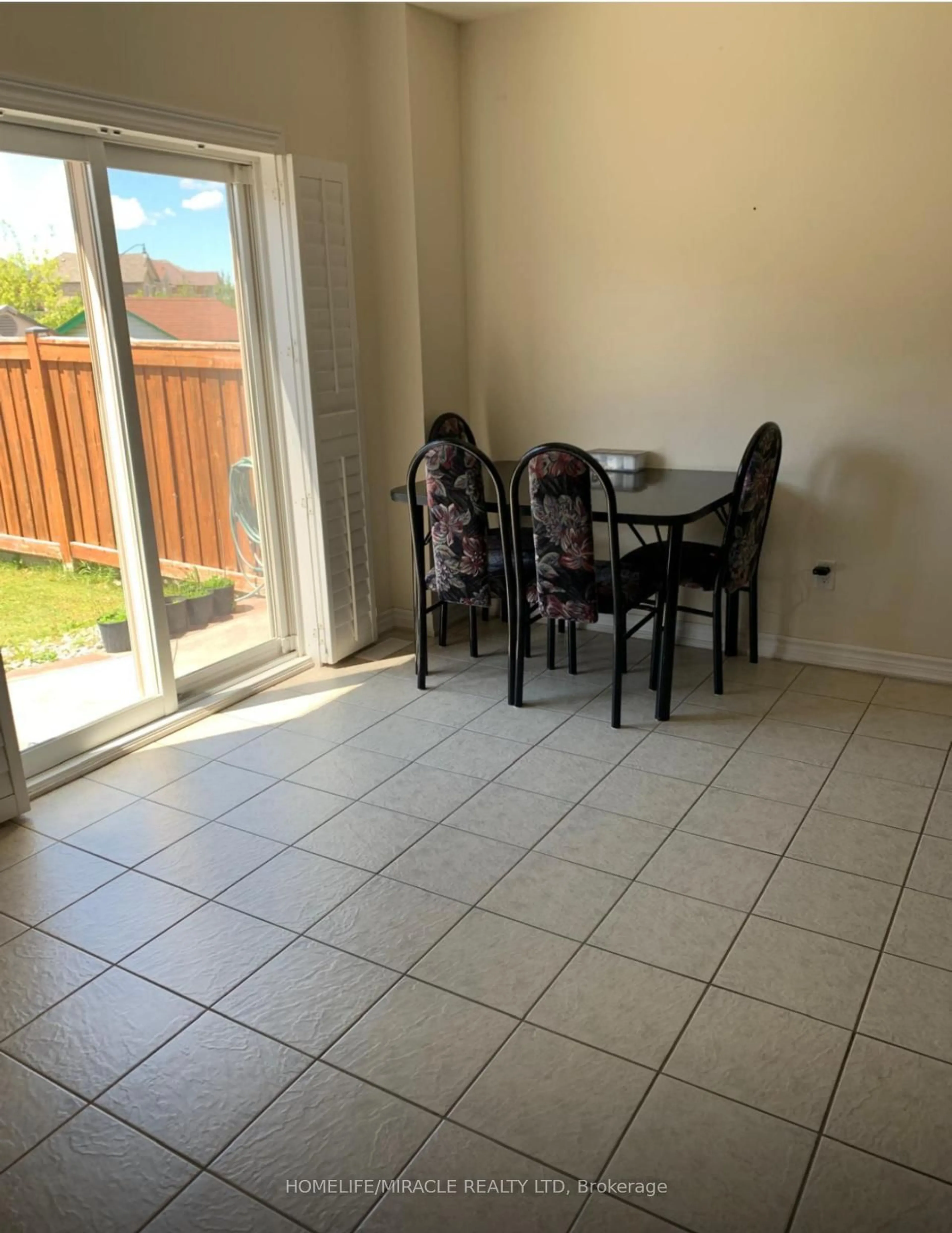 Unknown for 18 Morrow Bay Dr, Brampton Ontario L6P 3T9