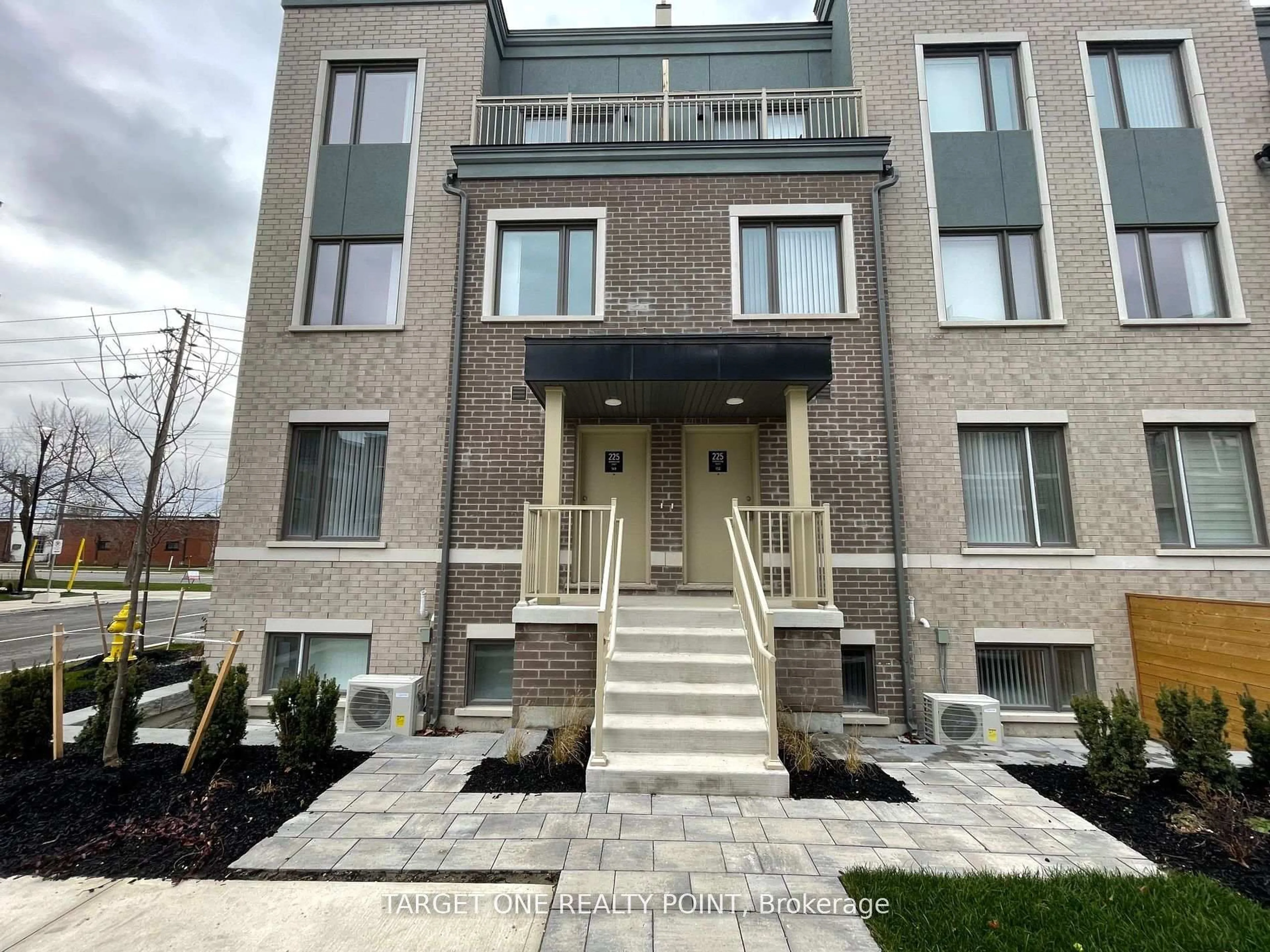 Unknown for 225 Birmingham St #152, Toronto Ontario M8V 2C7