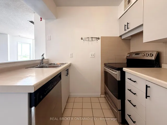 Additional property image - 20 Southport St Unit 608