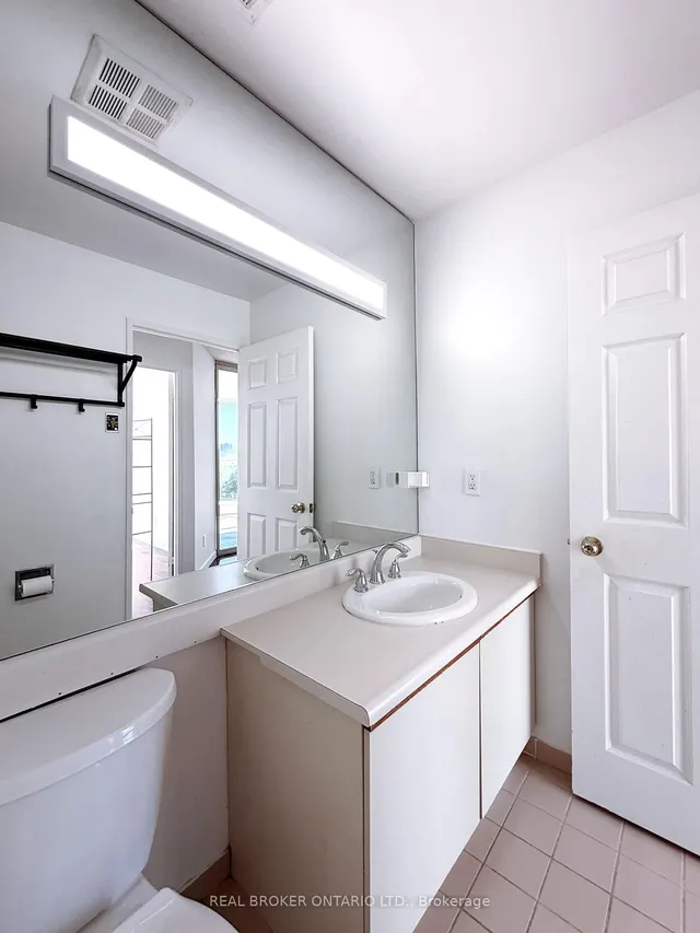 Additional property image - 20 Southport St Unit 608