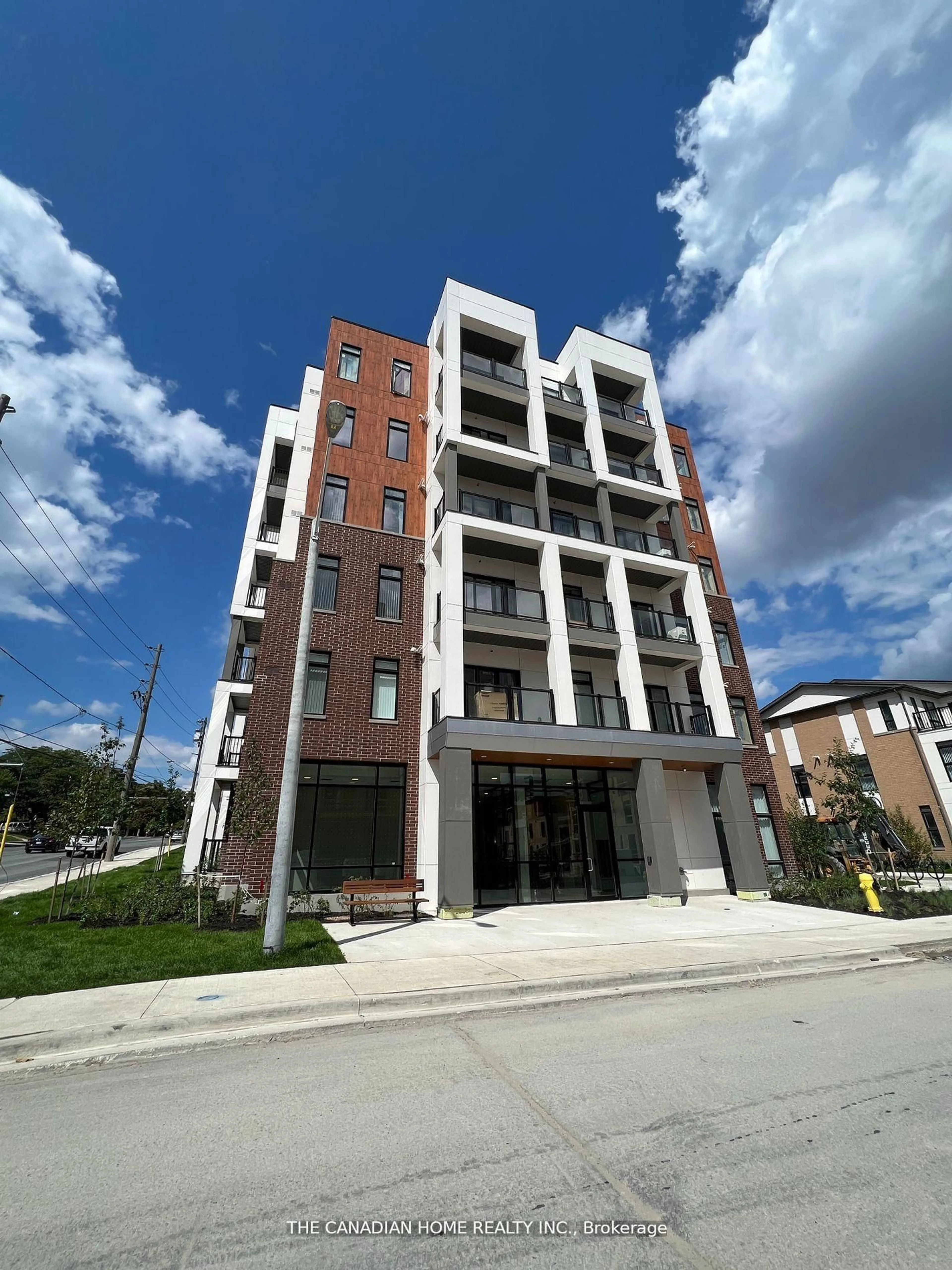 Unknown for 160 CANON JACKSON Dr #A402, Toronto Ontario M6M 0B6