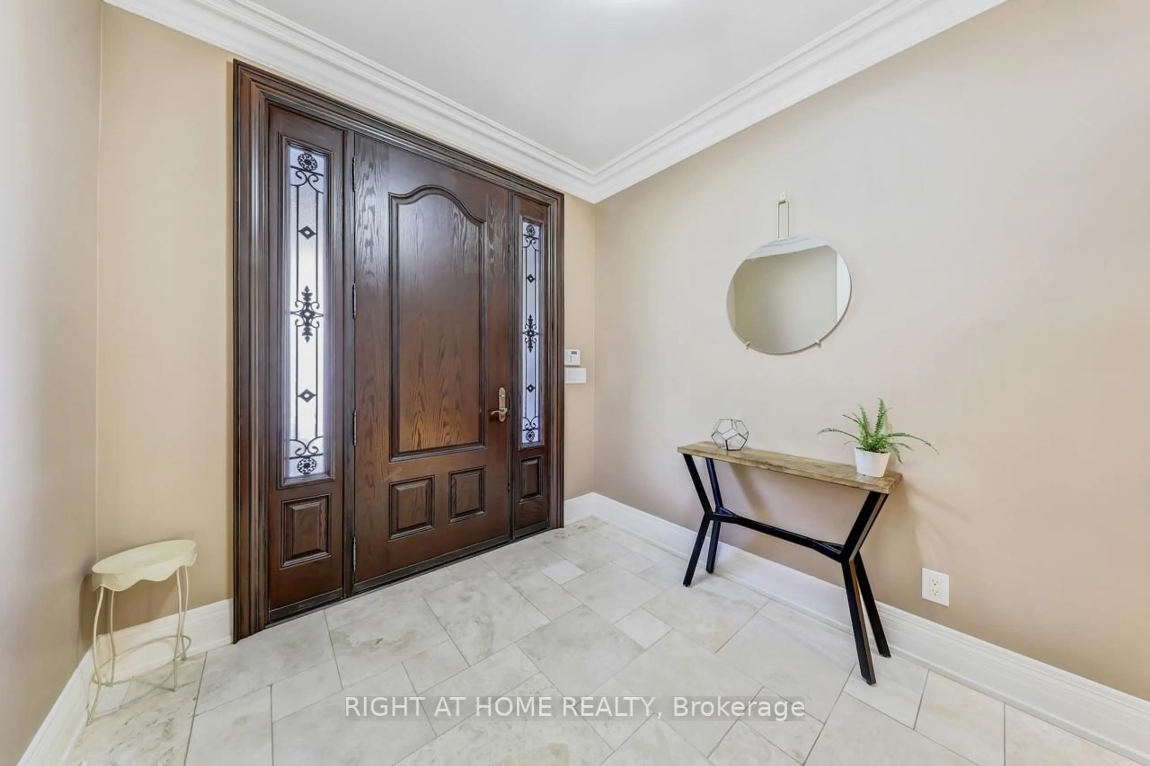 Indoor entryway for 3 Westrose Ave, Toronto Ontario M8X 1Z9