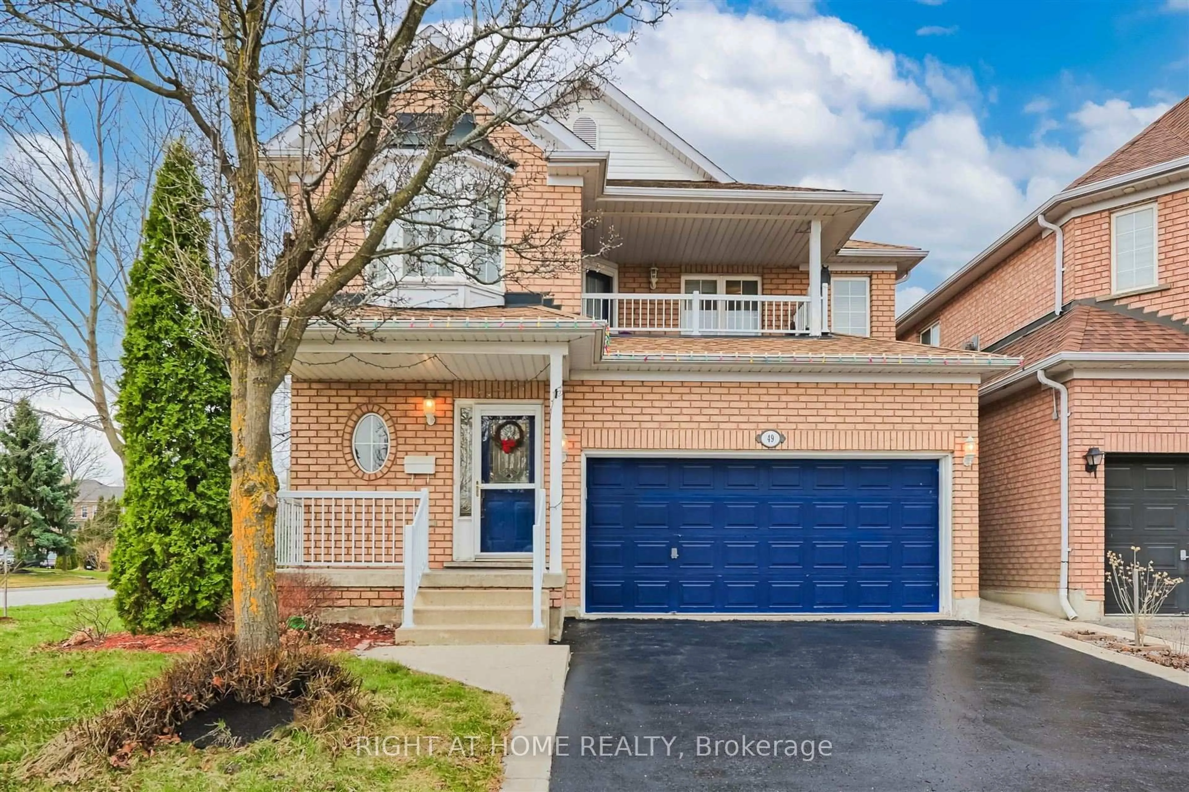 Home with brick exterior material, street for 49 Briarcroft Rd, Brampton Ontario L7A 1X7