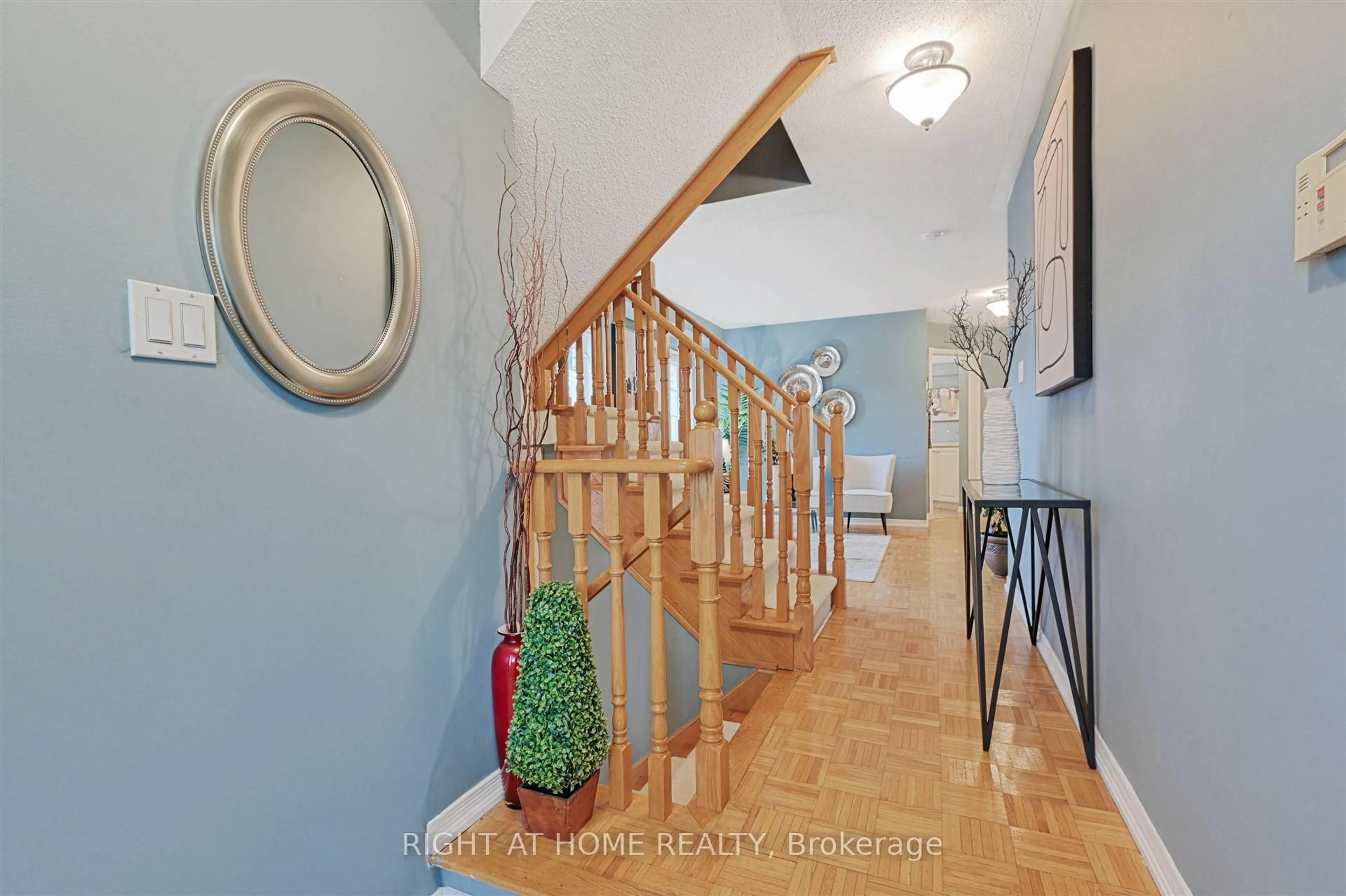 Unknown for 49 Briarcroft Rd, Brampton Ontario L7A 1X7