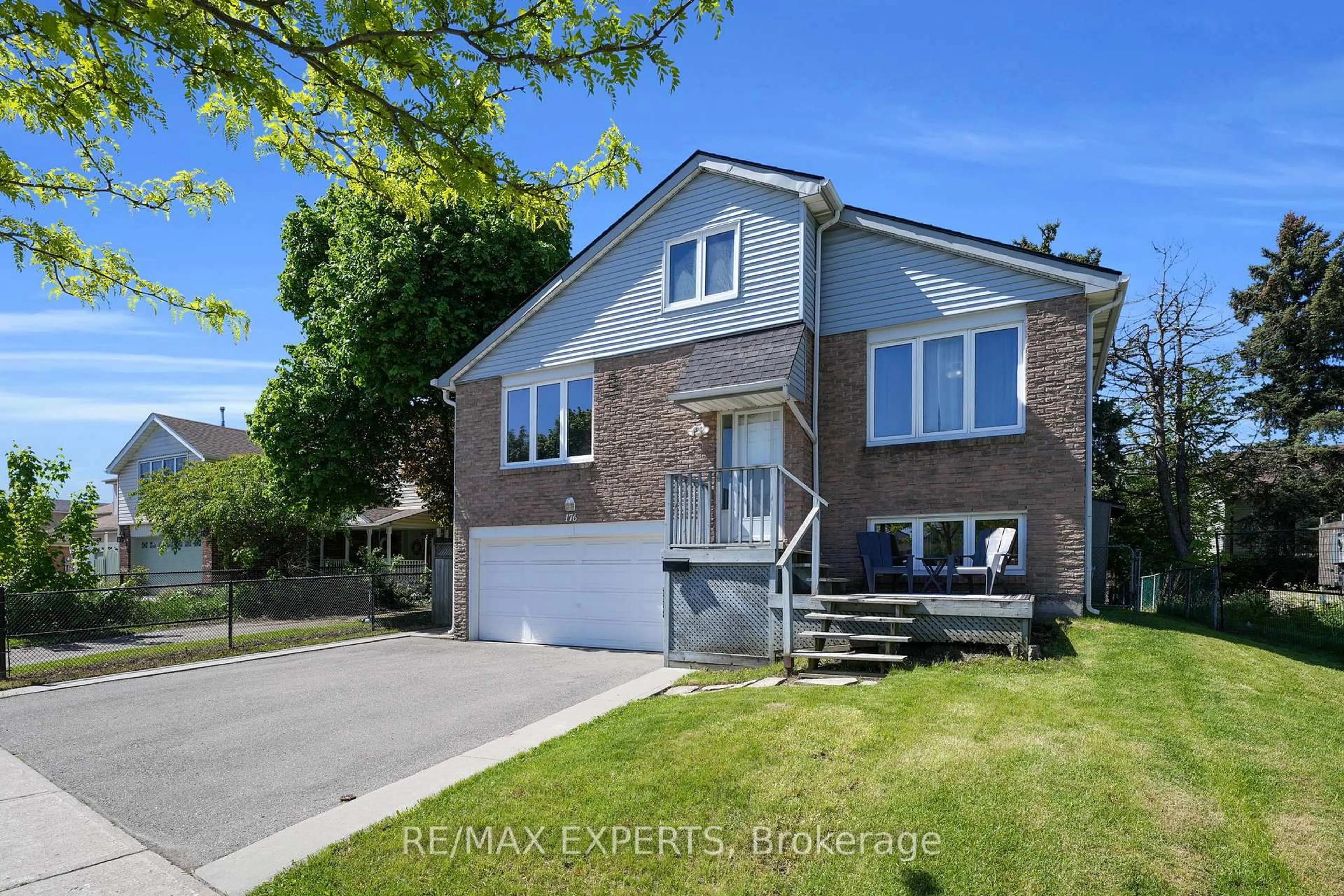 Unknown for 176 Conestoga Dr, Brampton Ontario L6Z 1E8