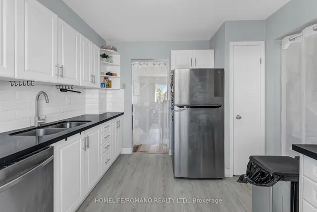 Additional property image - 7440 Goreway Dr Unit 2
