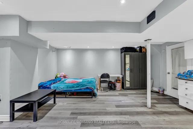 Additional property image - 7440 Goreway Dr Unit 2