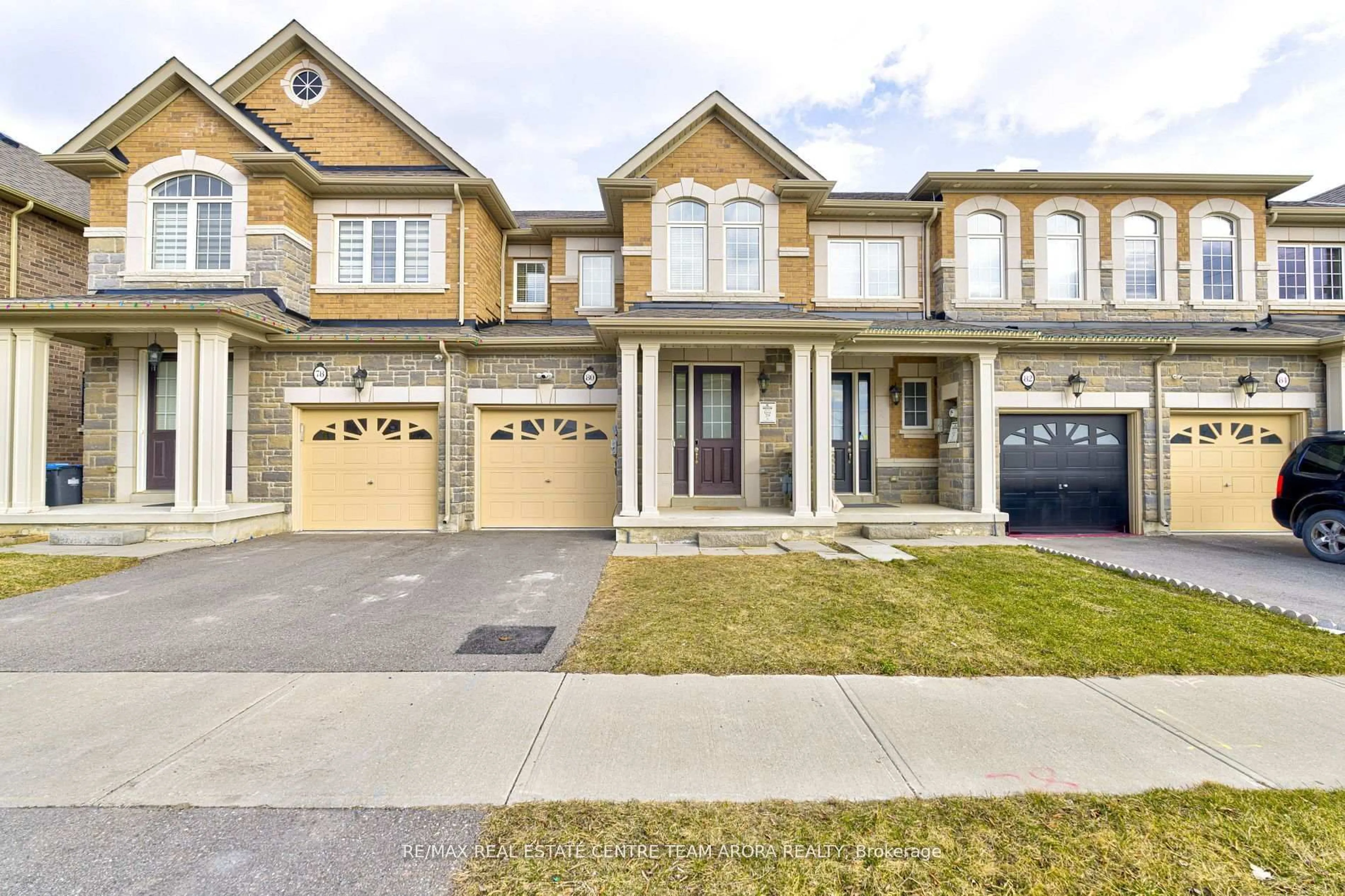 Home with brick exterior material, street for 80 Finegan Circ, Brampton Ontario L7A 4Z8