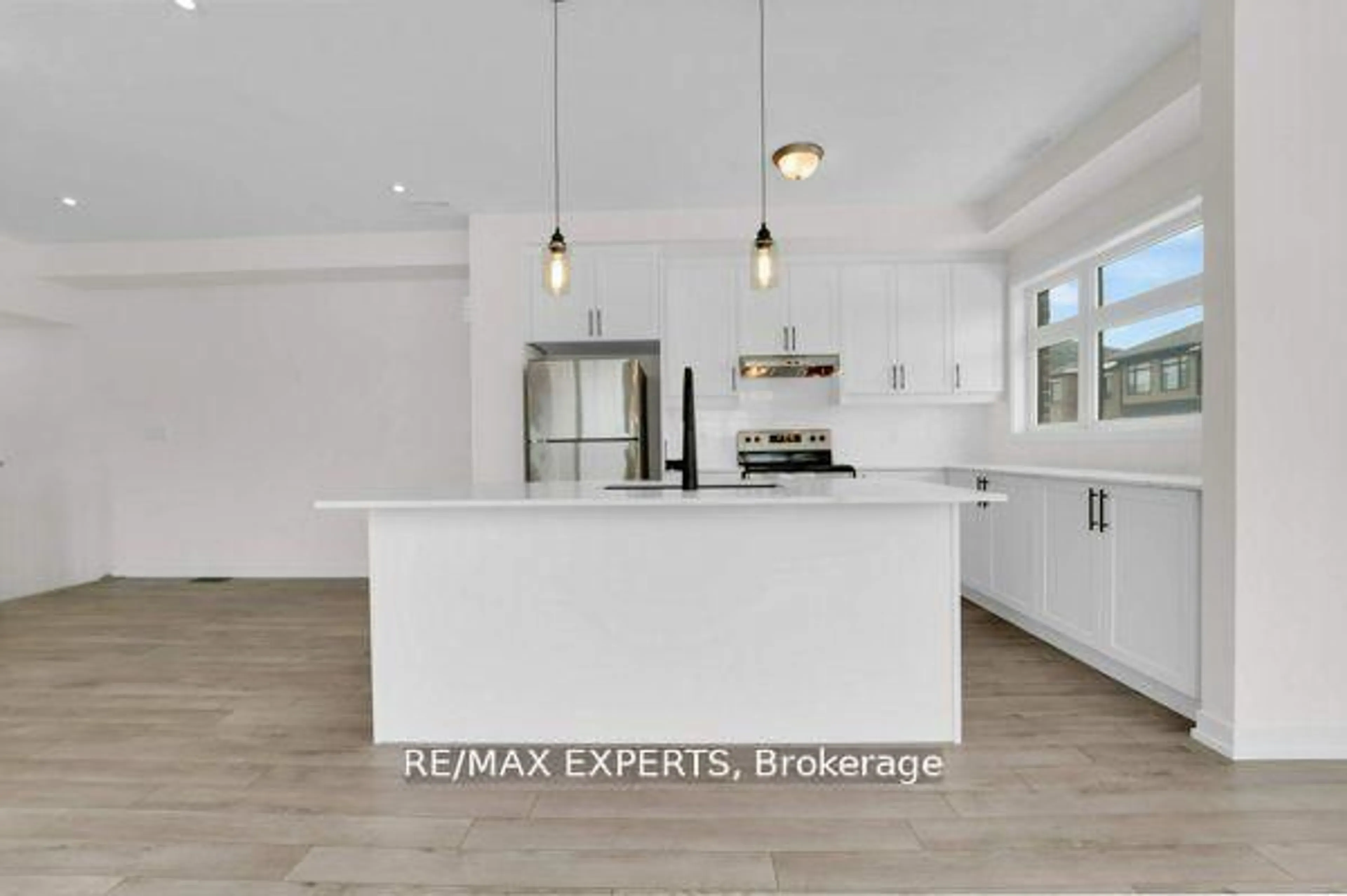 Open concept kitchen, unknown for 1537 Moonseed Pl, Milton Ontario L9T 7E7