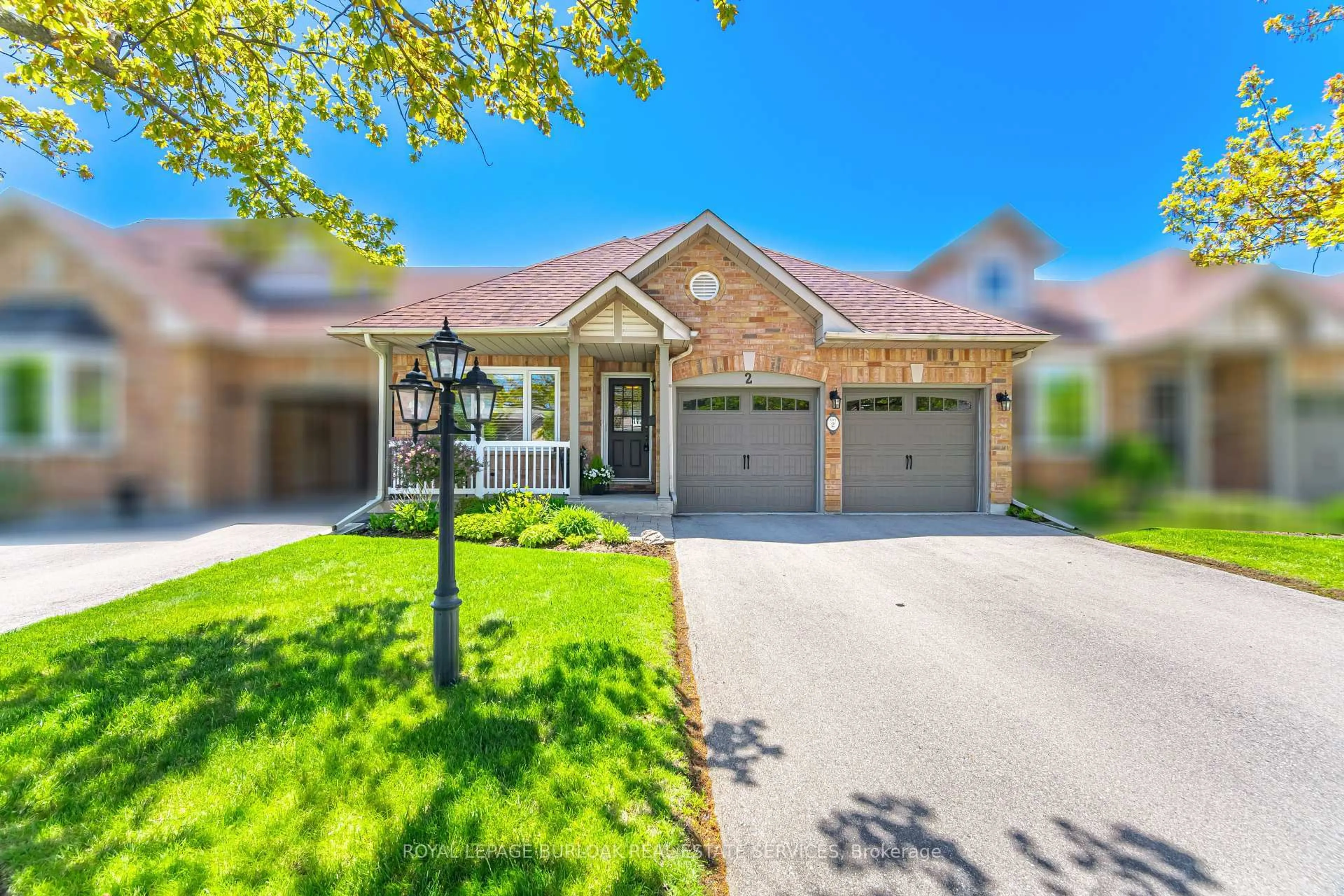 Home with brick exterior material, street for 4275 Millcroft Park Dr #2, Burlington Ontario L7M 4L9