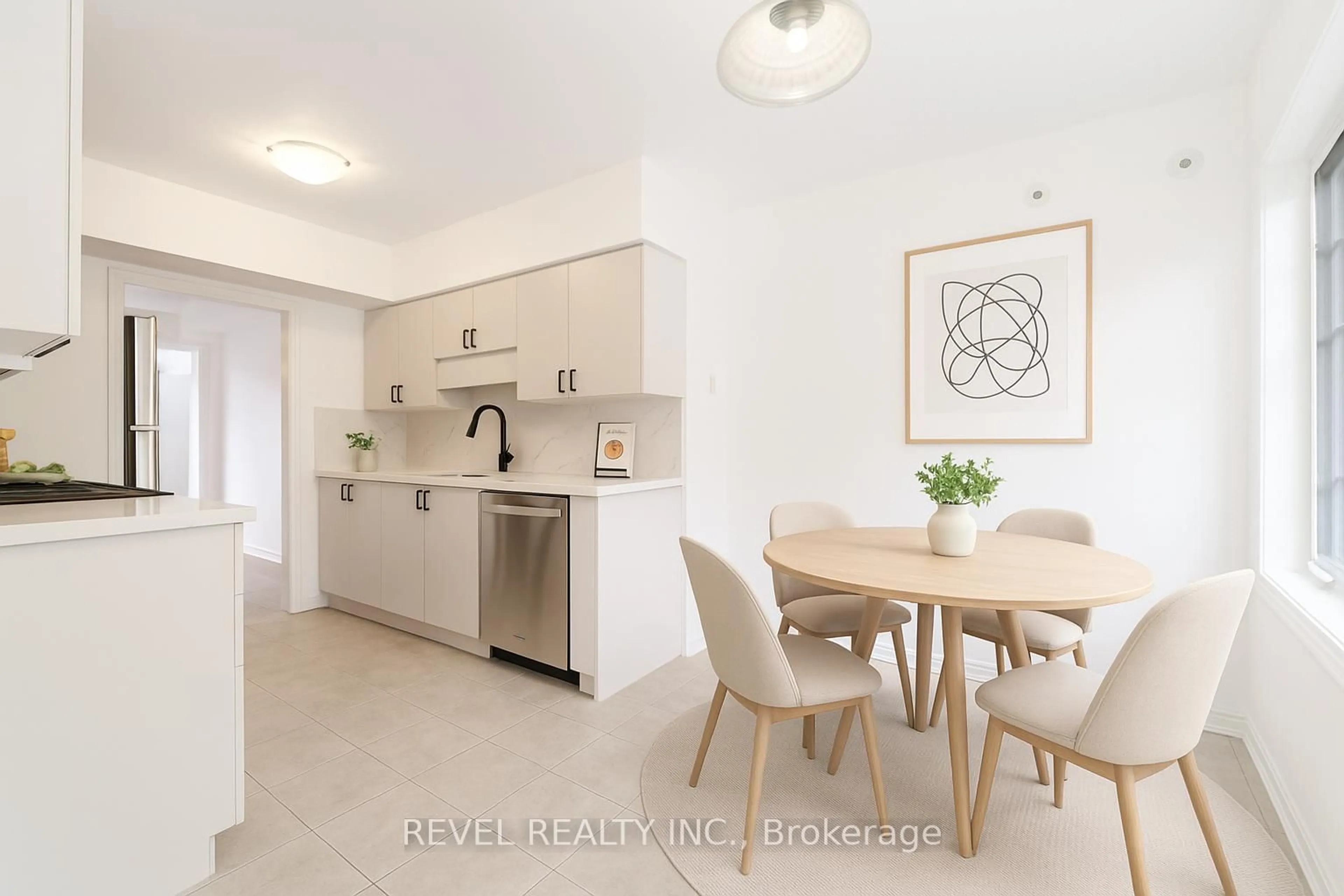 Open concept kitchen, unknown for 724 Neighbourhood Circ #2, Mississauga Ontario L5B 0B3