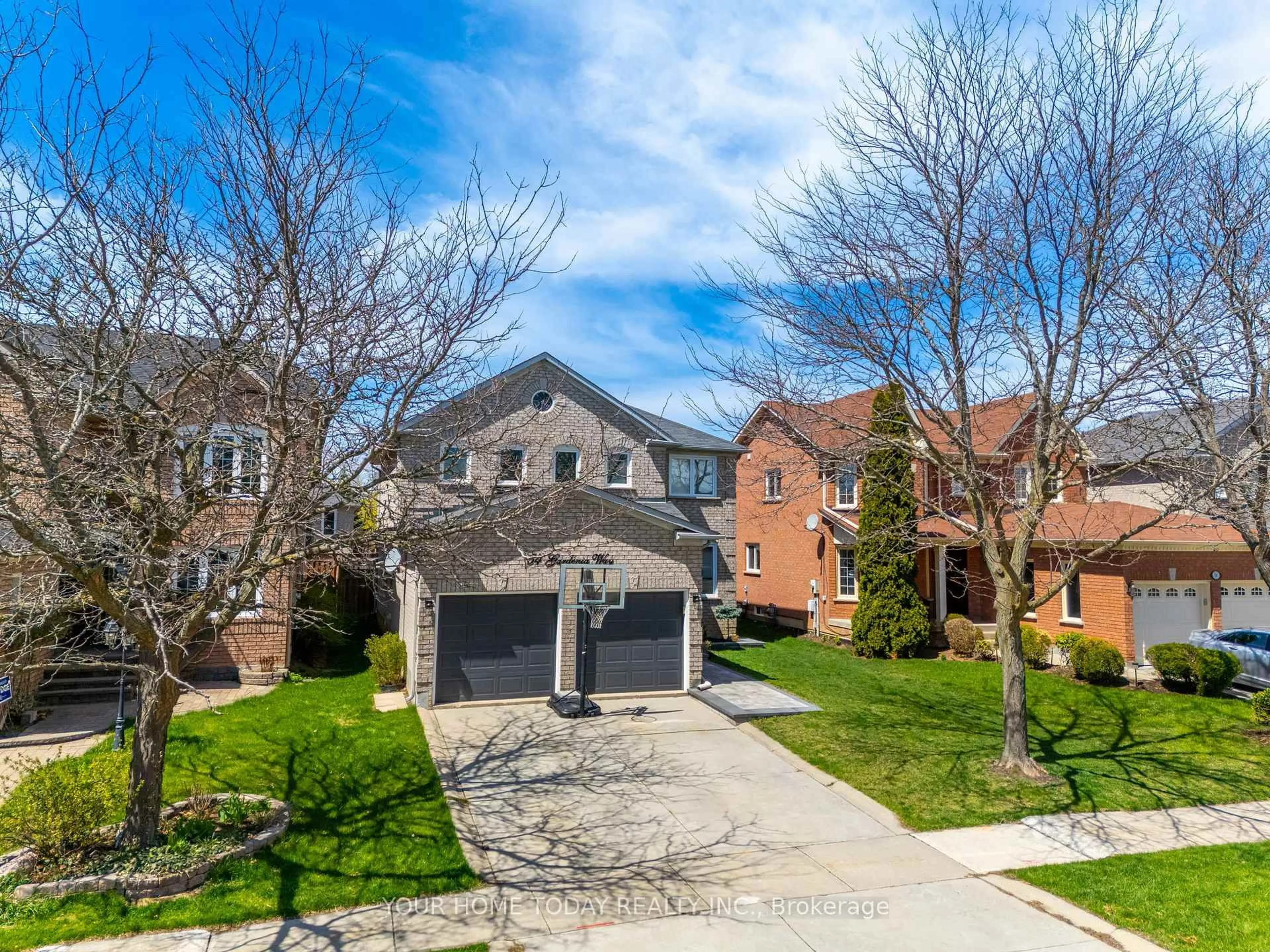 A pic from outside/outdoor area/front of a property/back of a property/a pic from drone, street for 54 Gardenia Way, Caledon Ontario L7C 1B1