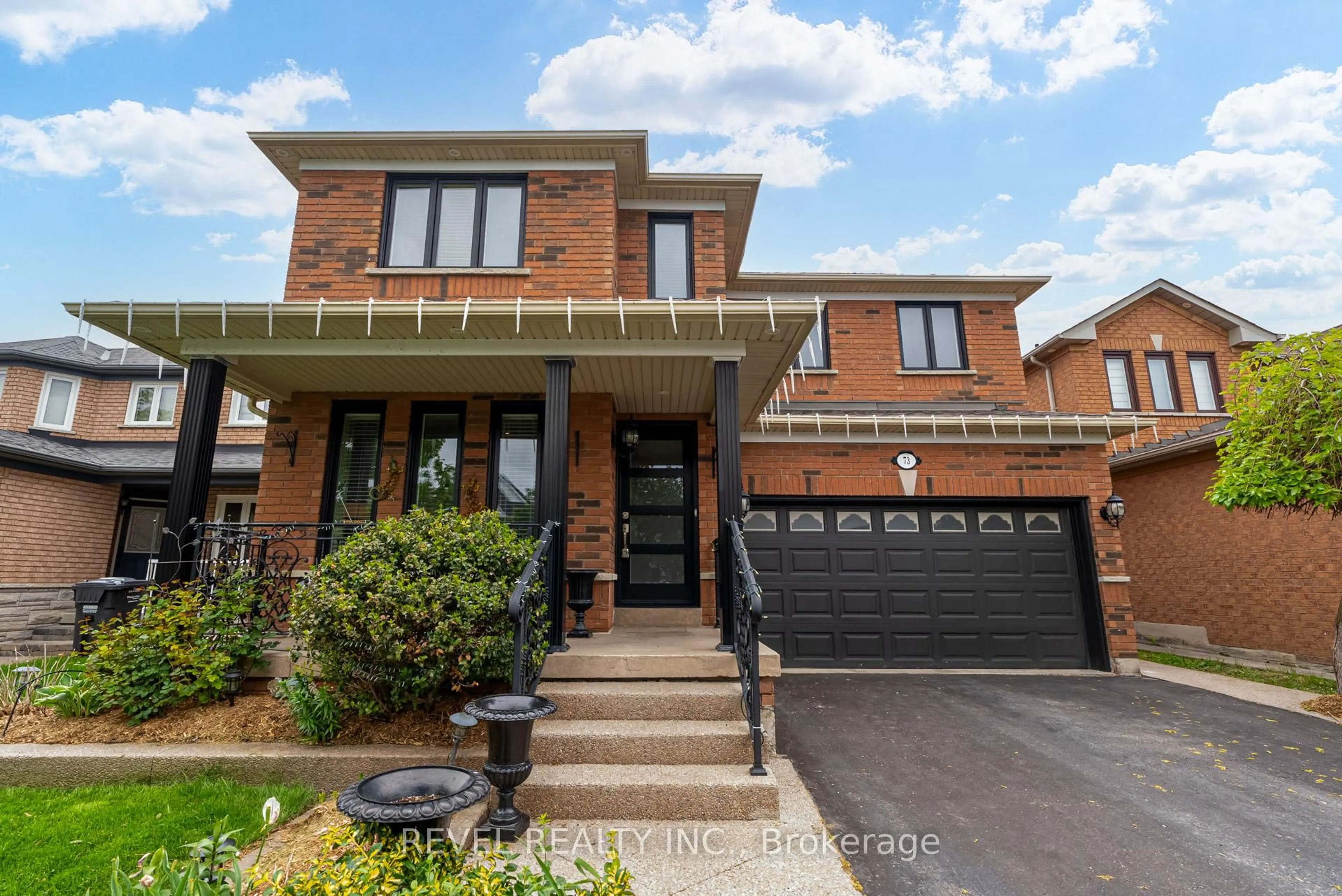 Home with brick exterior material, street for 73 Sunny Meadow Blvd, Brampton Ontario L6R 1Y7