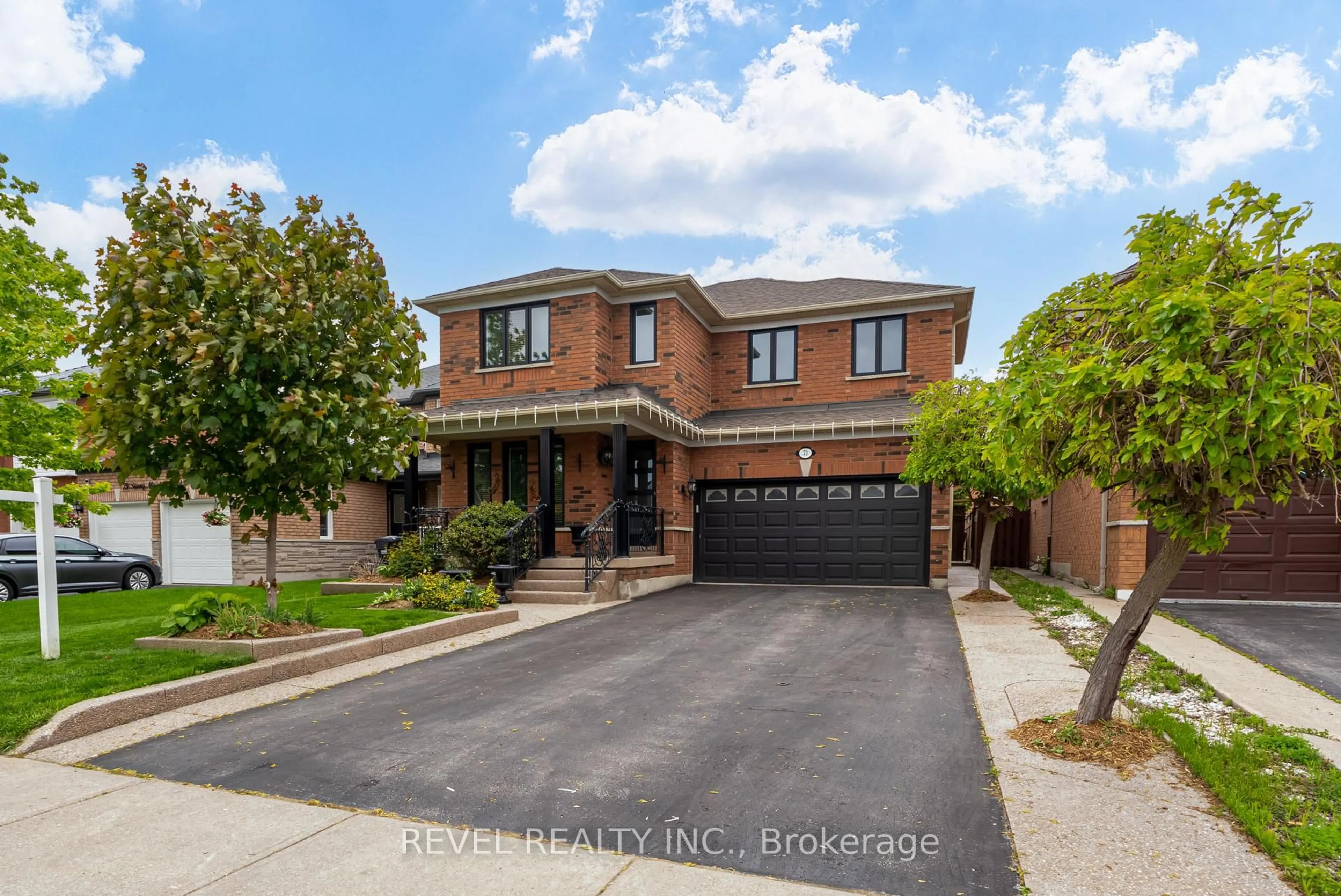 Home with brick exterior material, street for 73 Sunny Meadow Blvd, Brampton Ontario L6R 1Y7