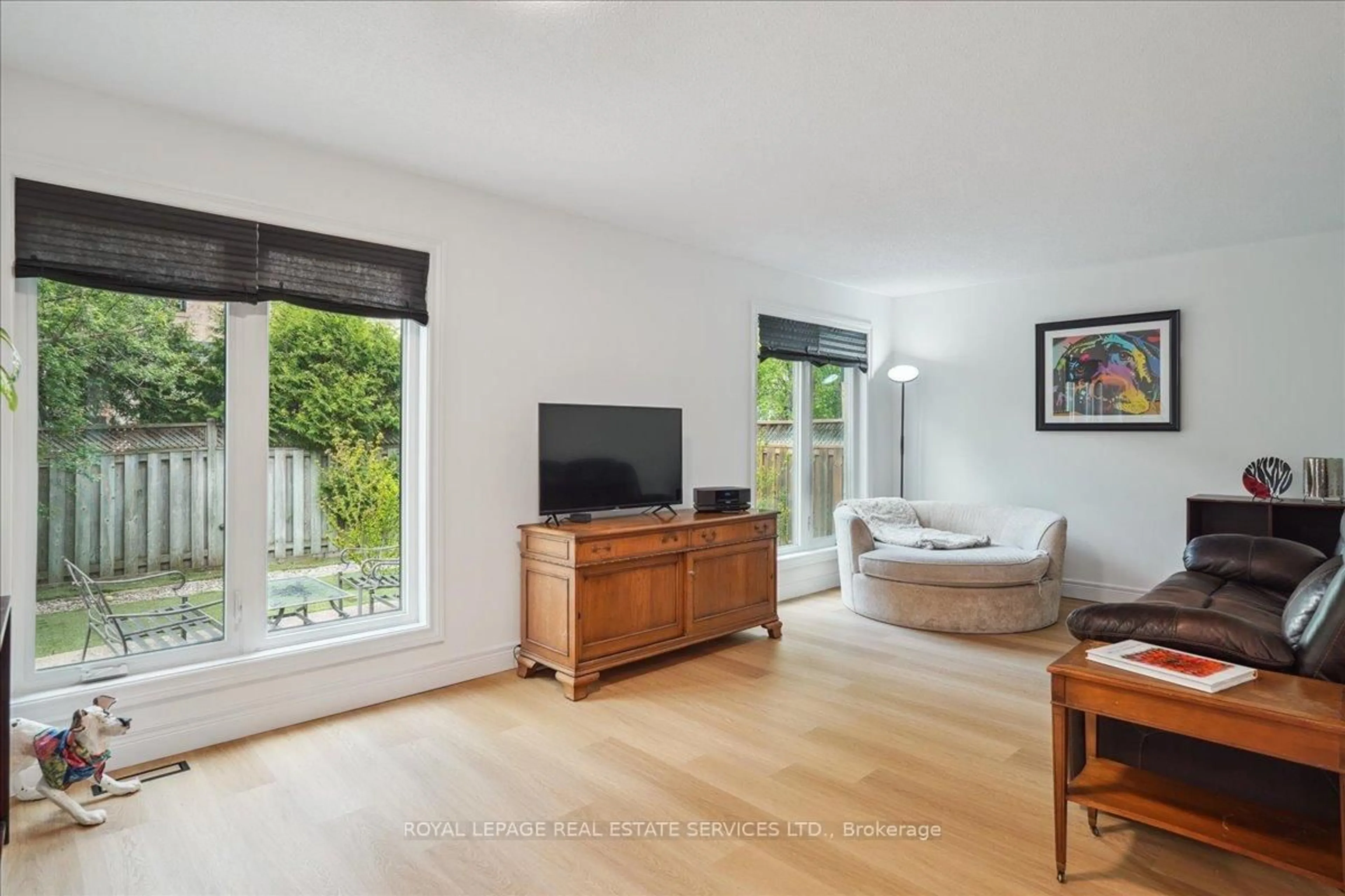 Unknown for 2380 Pathfinder Dr, Burlington Ontario L7L 6N8