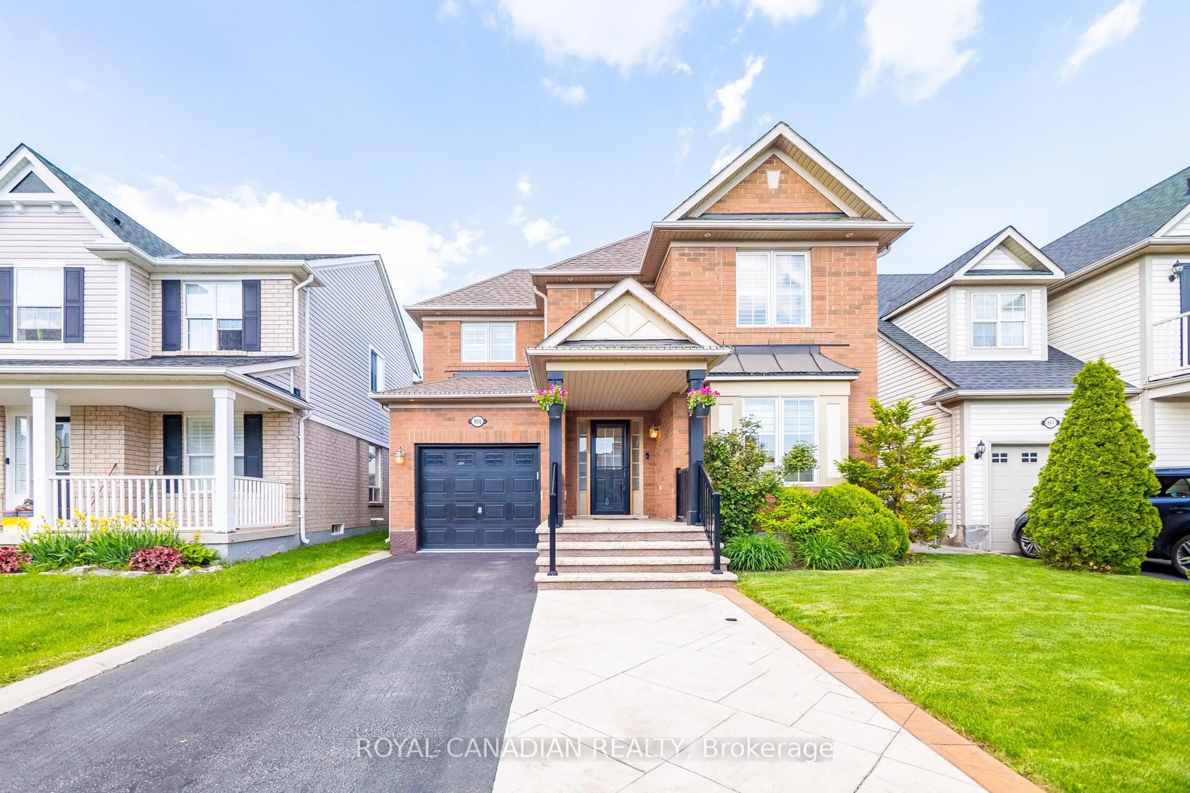 Home with brick exterior material, street for 959 Lancaster Blvd, Milton Ontario L9T 6A2