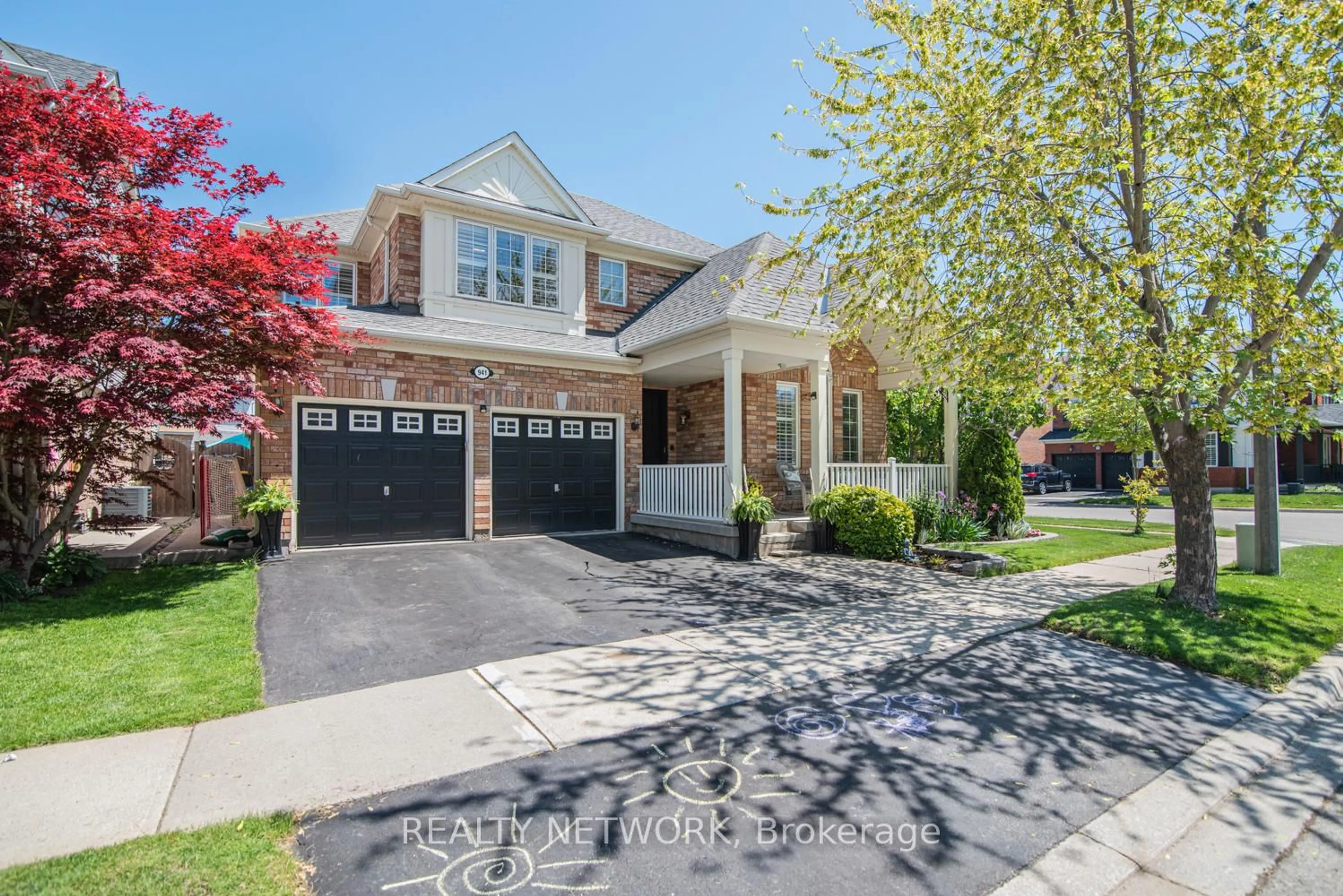 Home with brick exterior material, street for 941 Huffman Cres, Milton Ontario L9T 6M7
