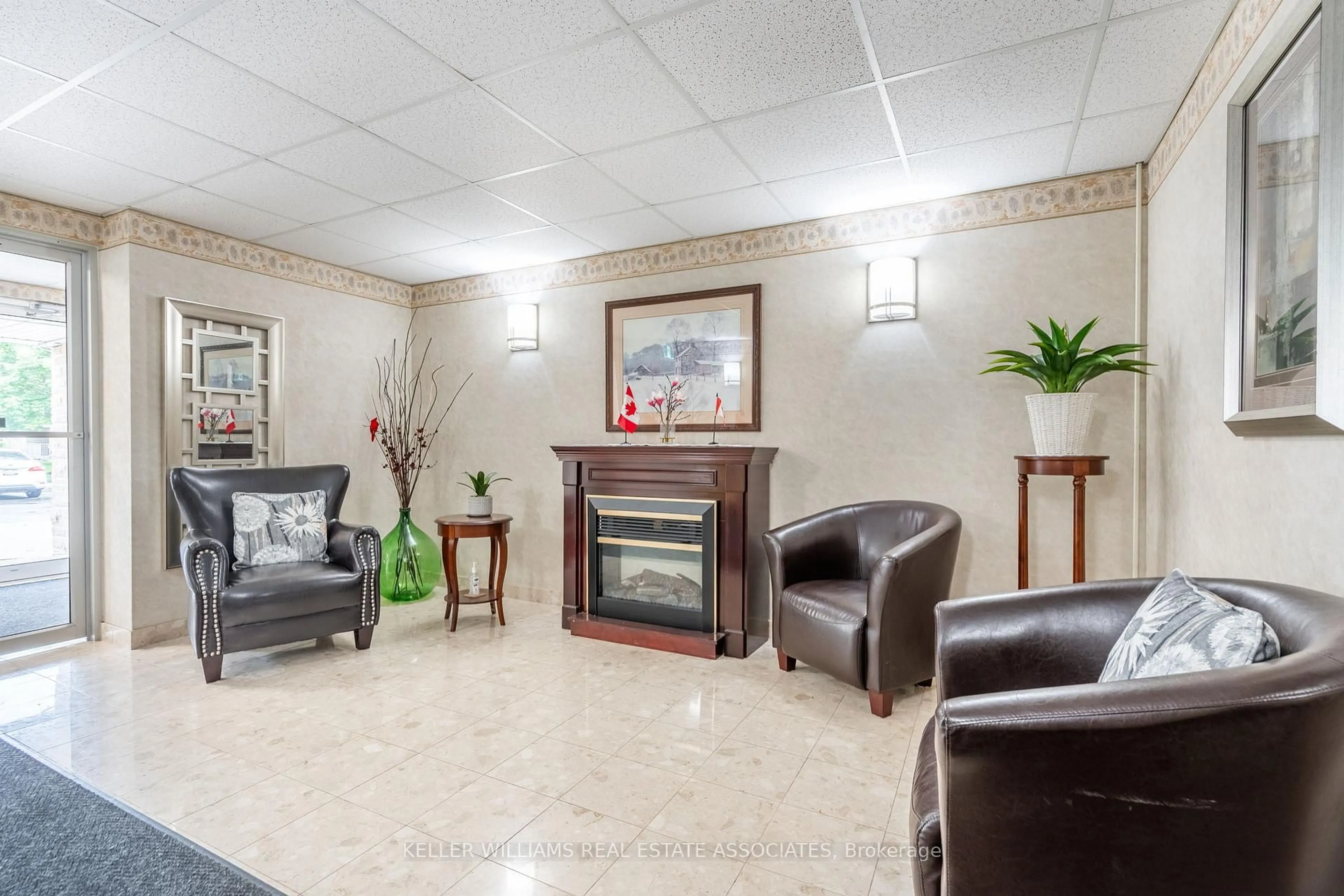 Lobby for 216 Plains Rd #B208, Burlington Ontario L7T 4K9