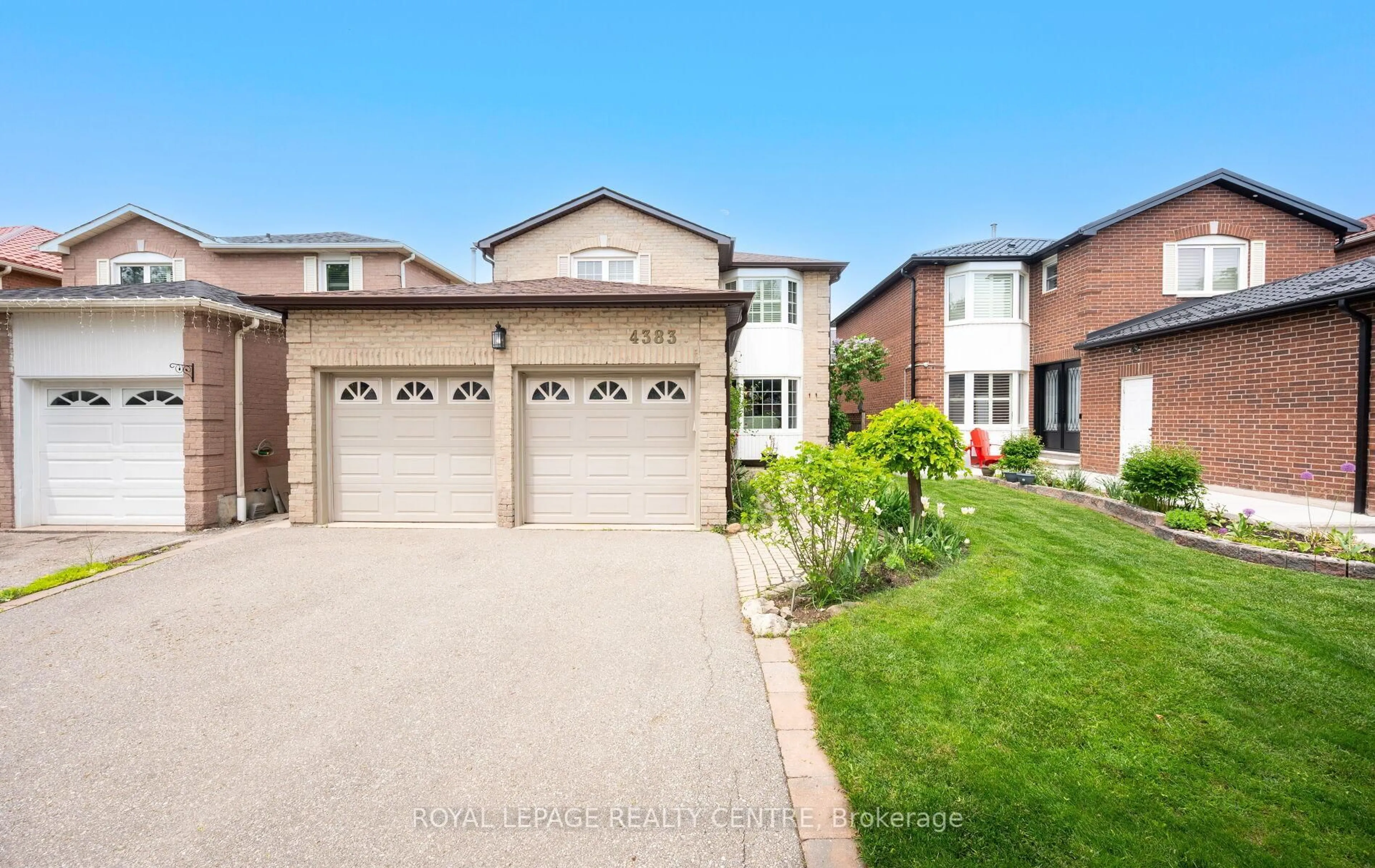 Home with brick exterior material, street for 4383 Mayflower Dr, Mississauga Ontario L5R 1T4