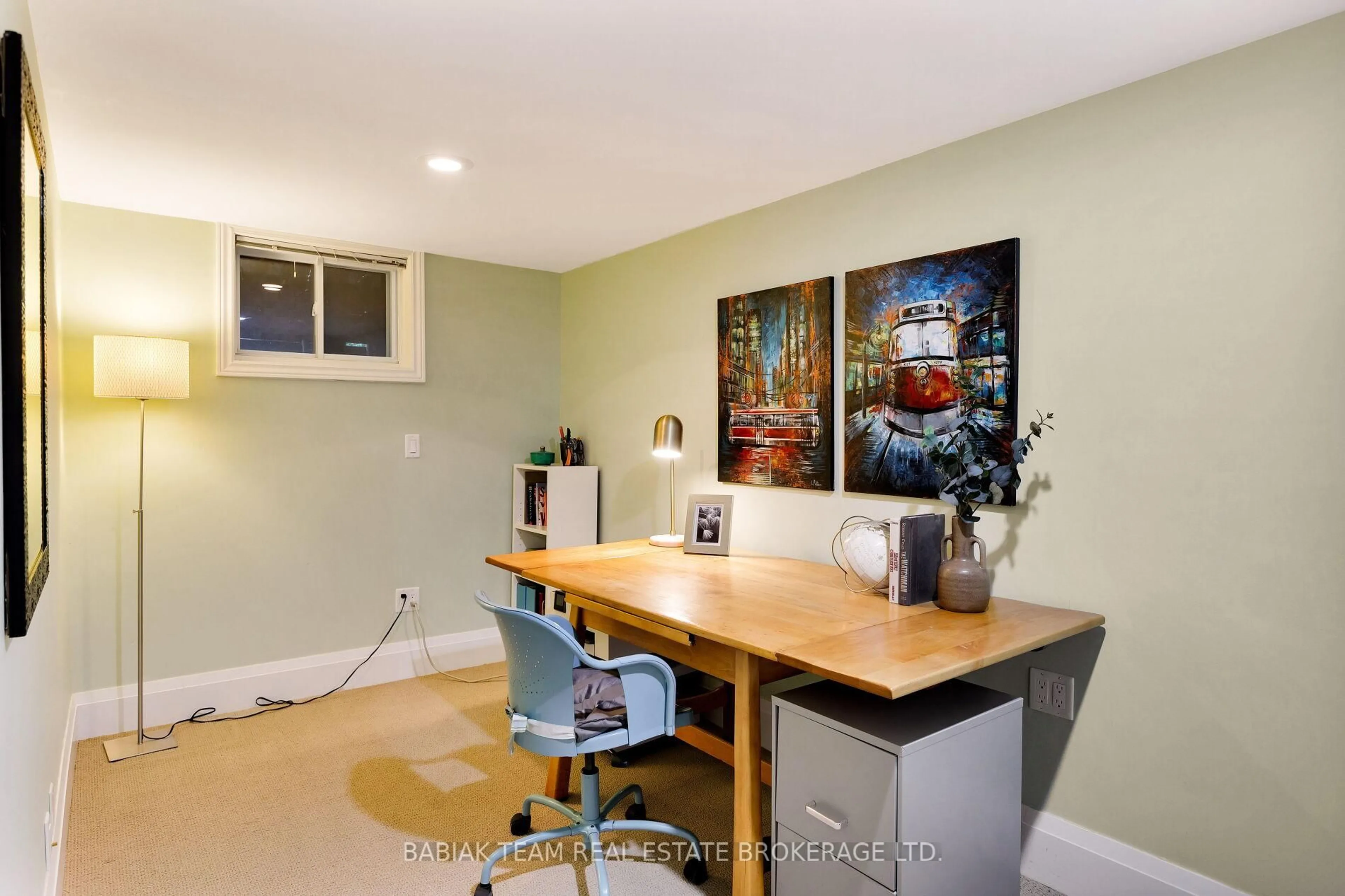 A pic of a room for 25 Mayfield Ave, Toronto Ontario M6S 1K2