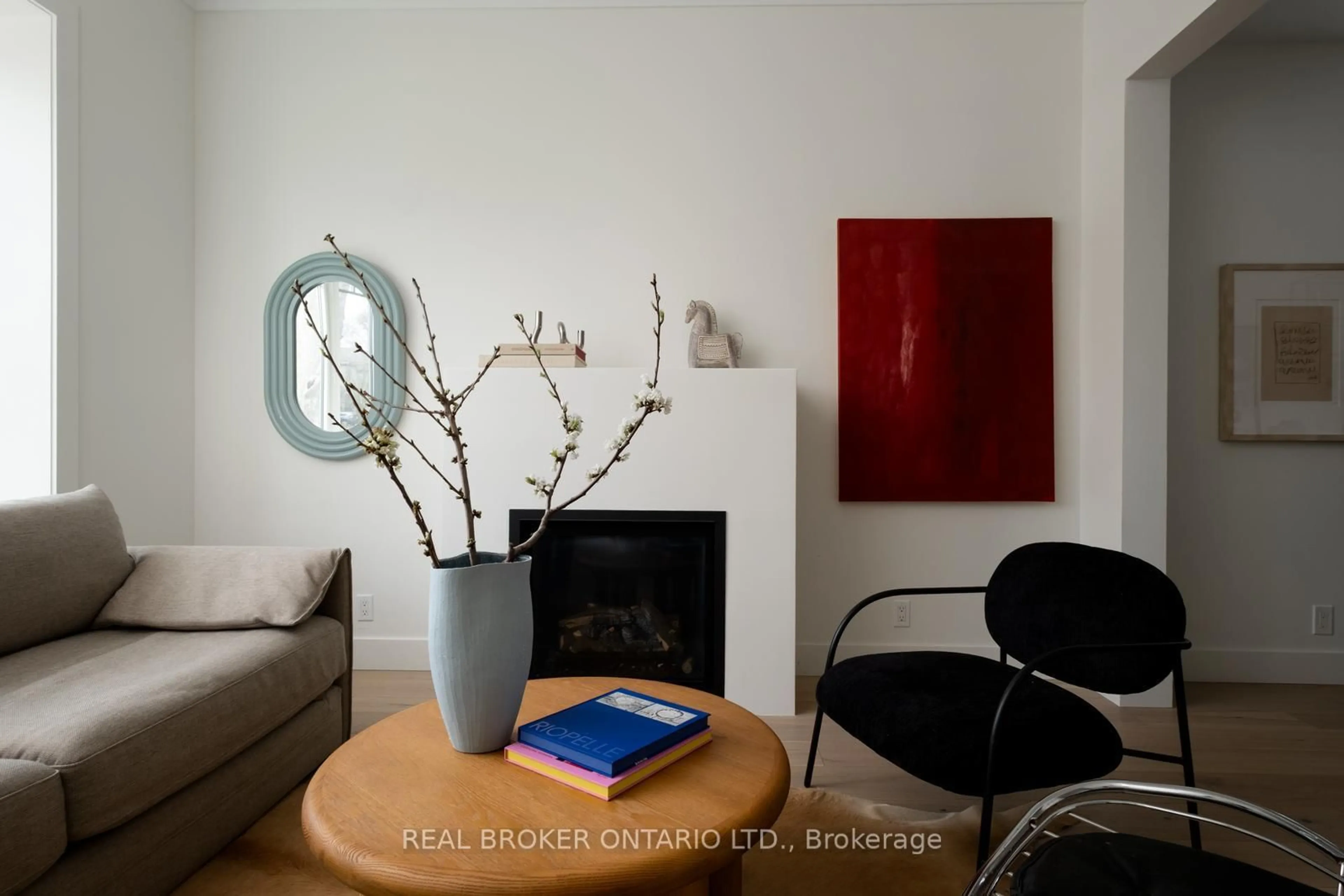 Living room with furniture, unknown for 170 The Kingsway, Toronto Ontario M8X 2V6