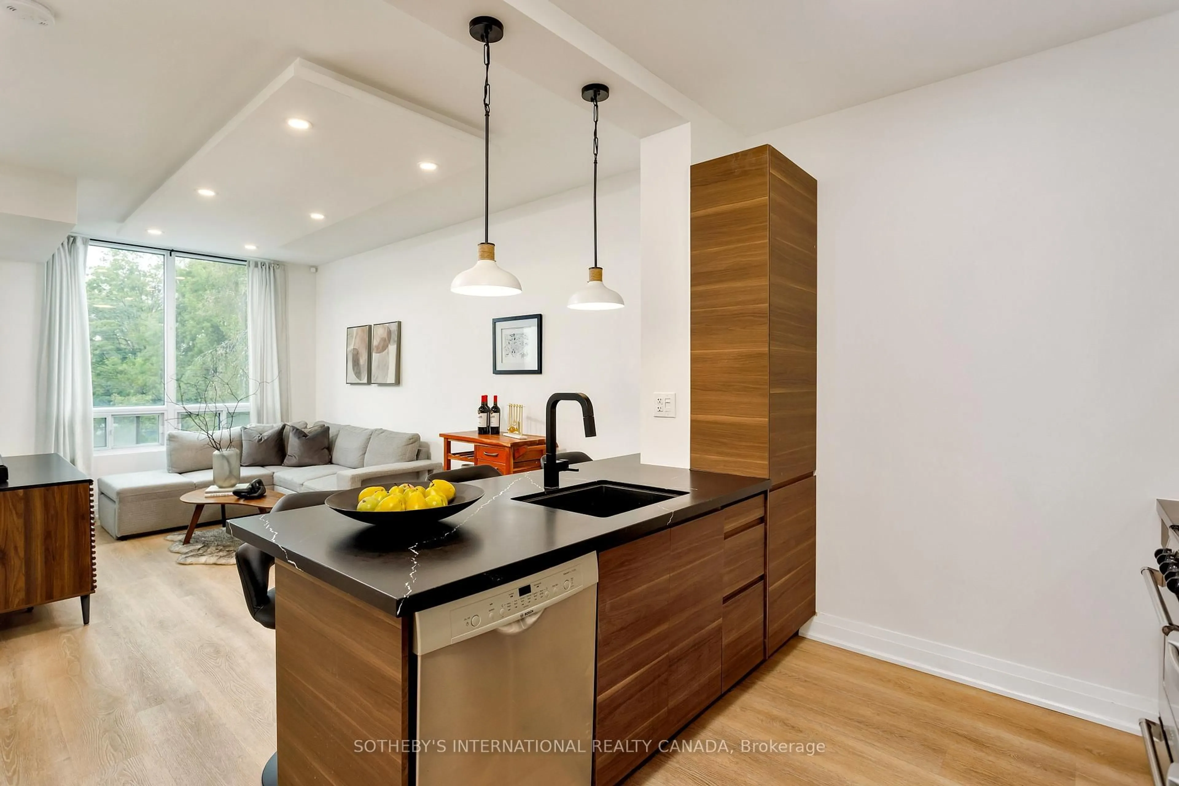 Contemporary kitchen, unknown for 3391 Bloor St #201, Toronto Ontario M8X 1G3