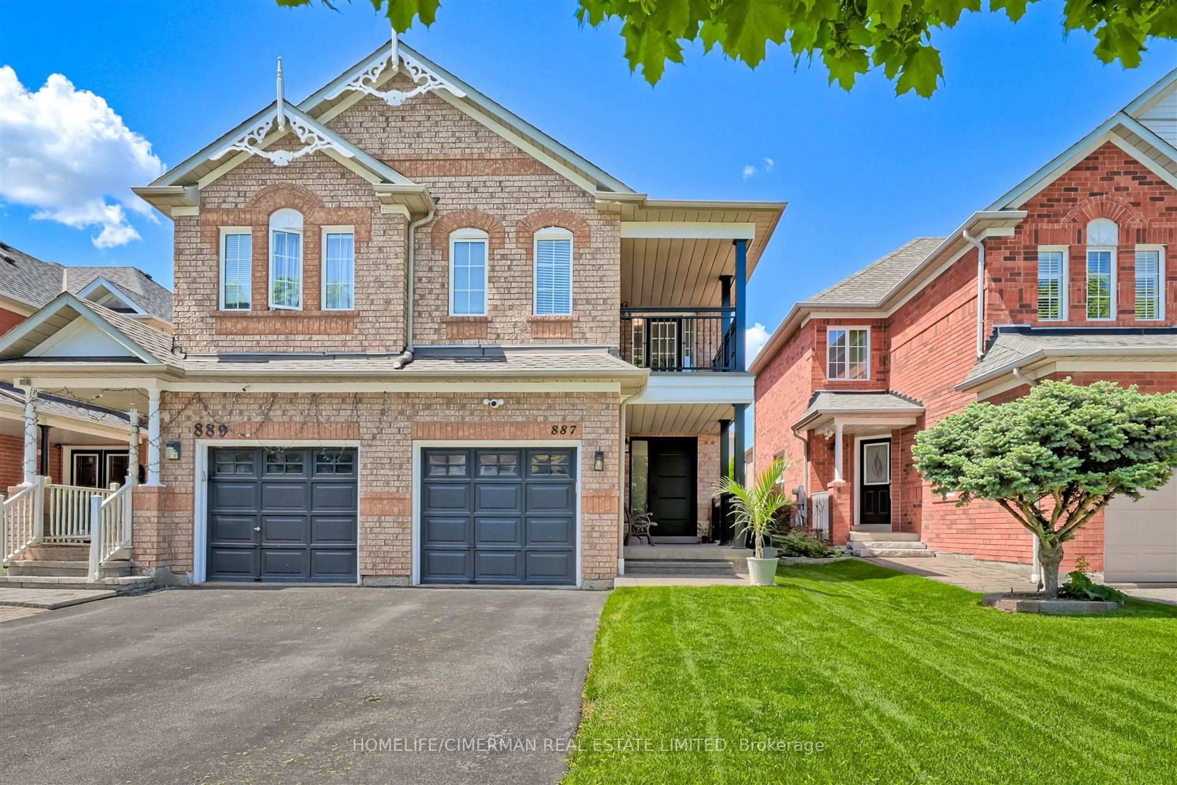 Home with brick exterior material, street for 887 Golden Farmer Way, Mississauga Ontario L5W 1A8