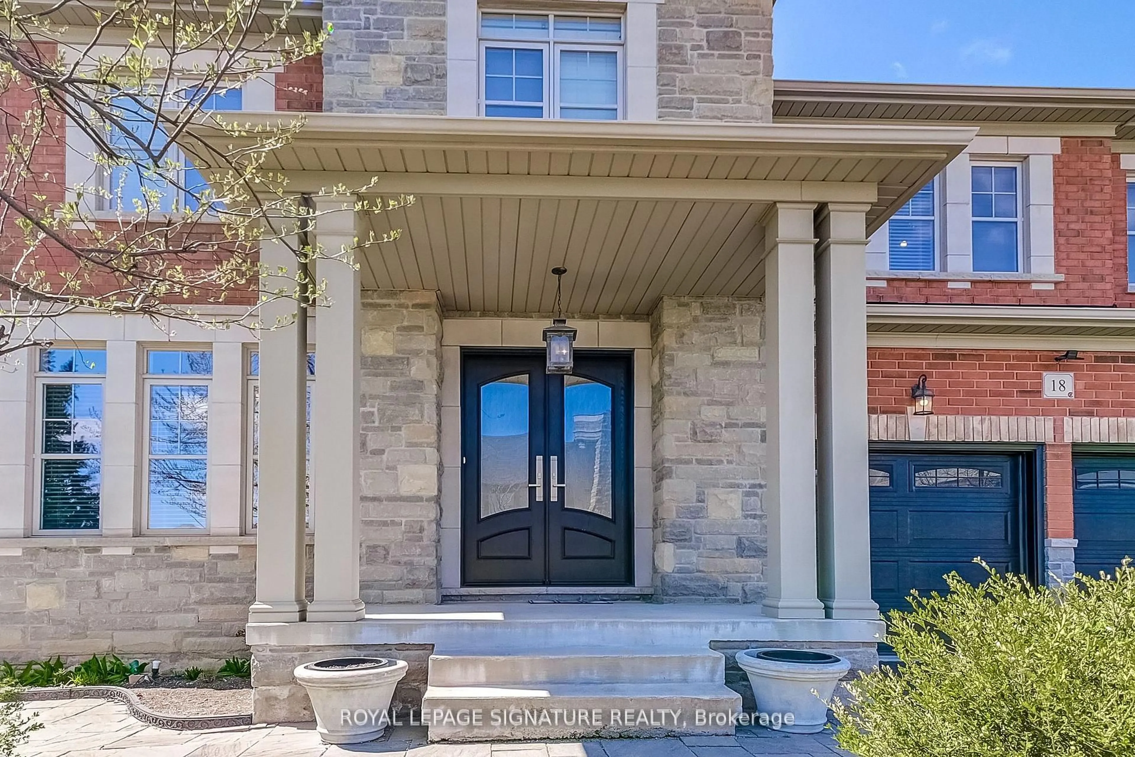 Unknown for 18 Flanders Rd, Brampton Ontario L6X 0W4