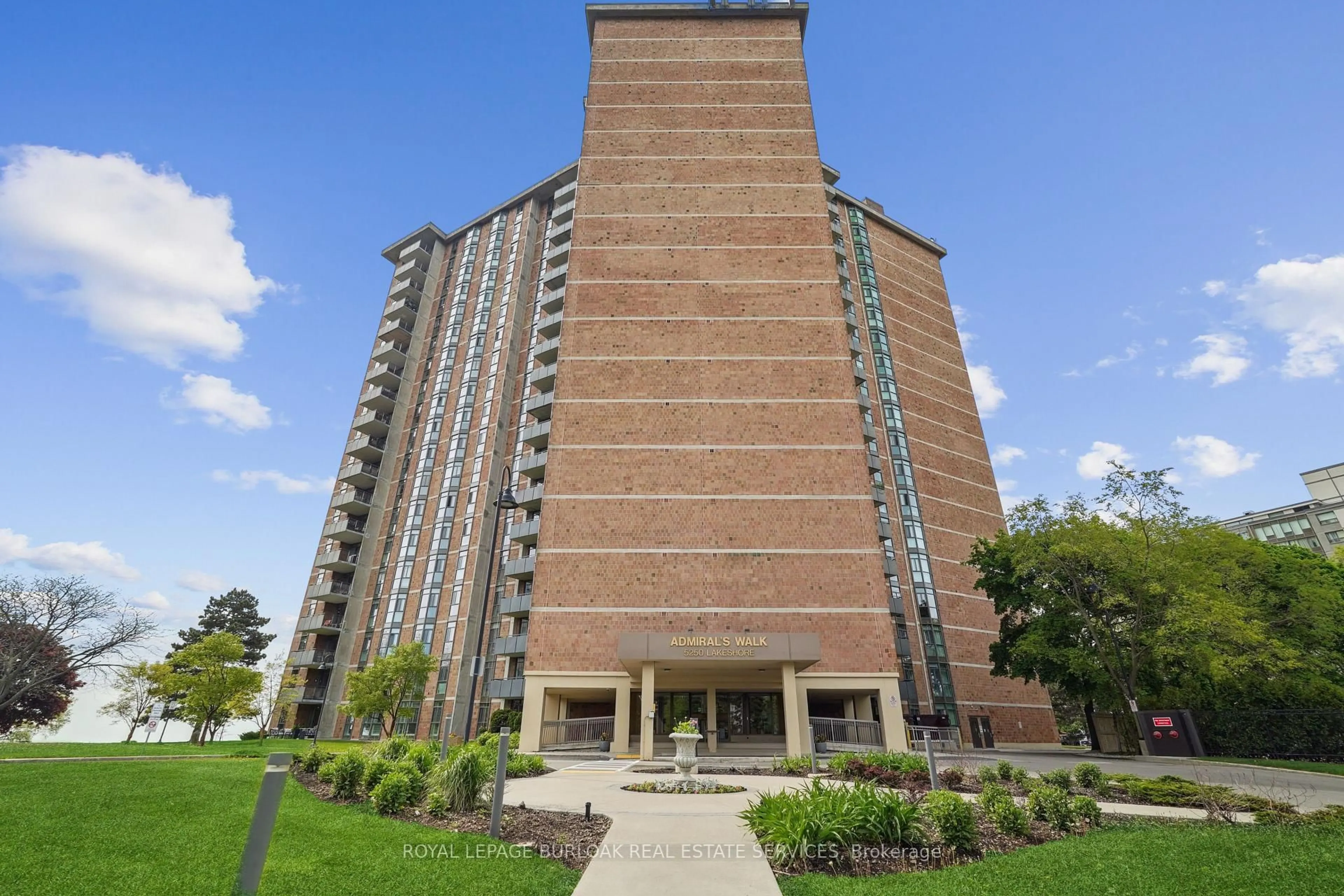 Unknown for 5250 Lakeshore Rd #106, Burlington Ontario L7L 5L2