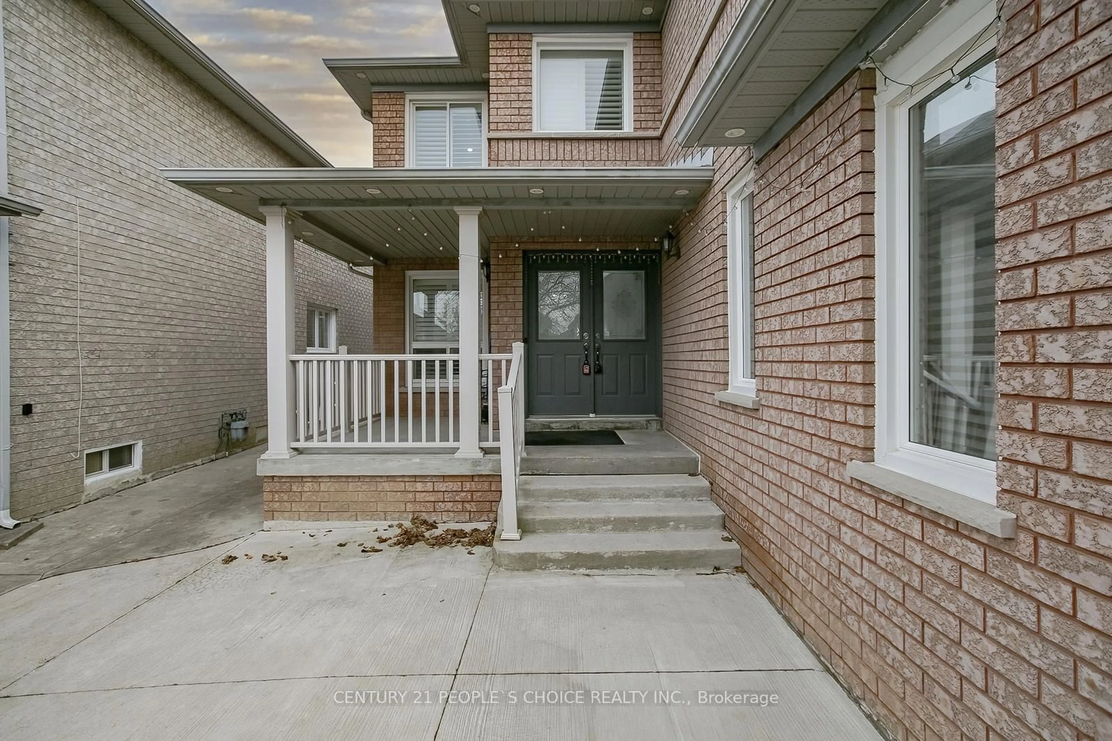 Unknown for 37 Deerglen Dr, Brampton Ontario L6R 1M3