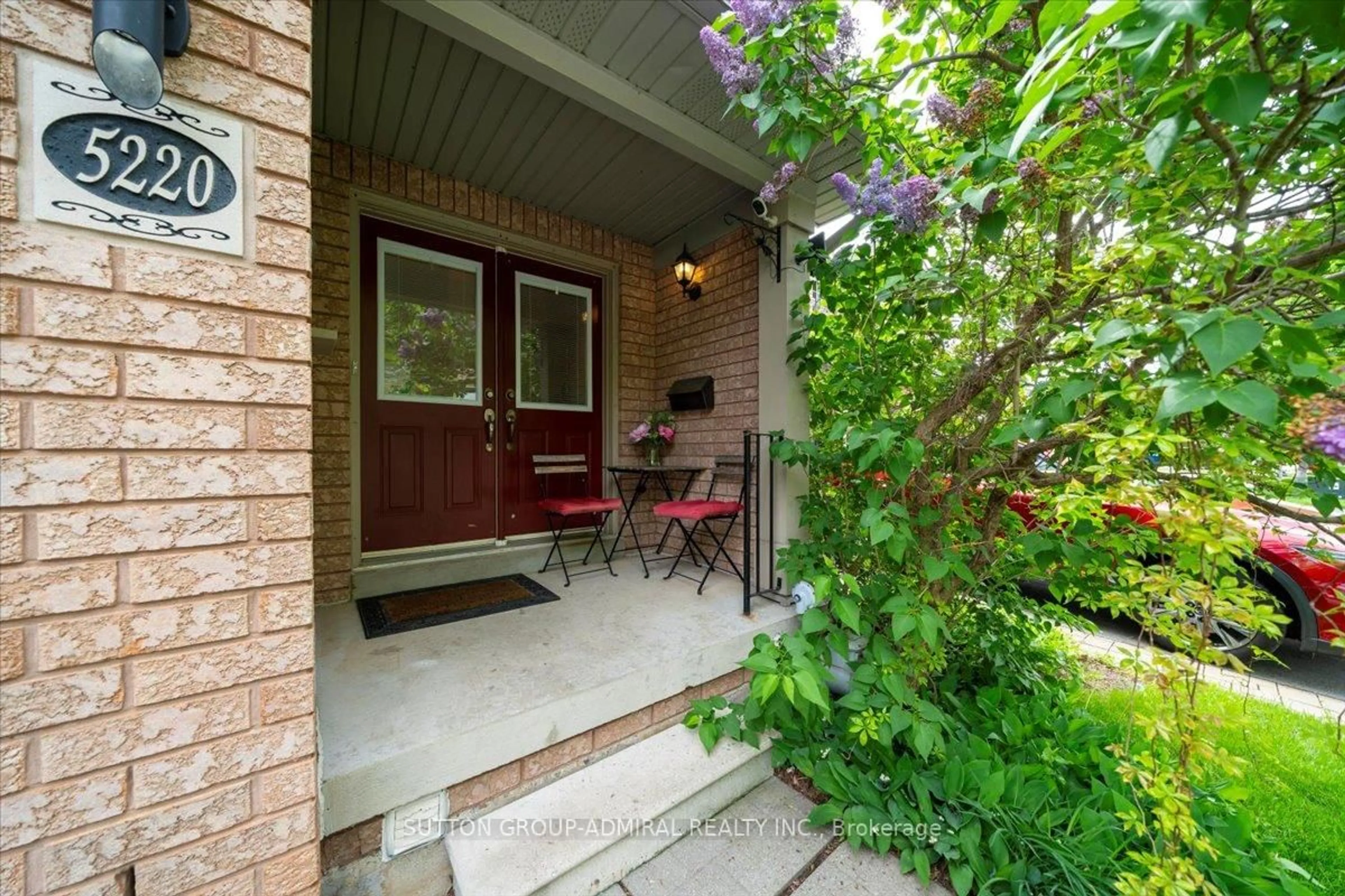 Unknown for 5220 Thornburn Dr, Burlington Ontario L7L 6R4