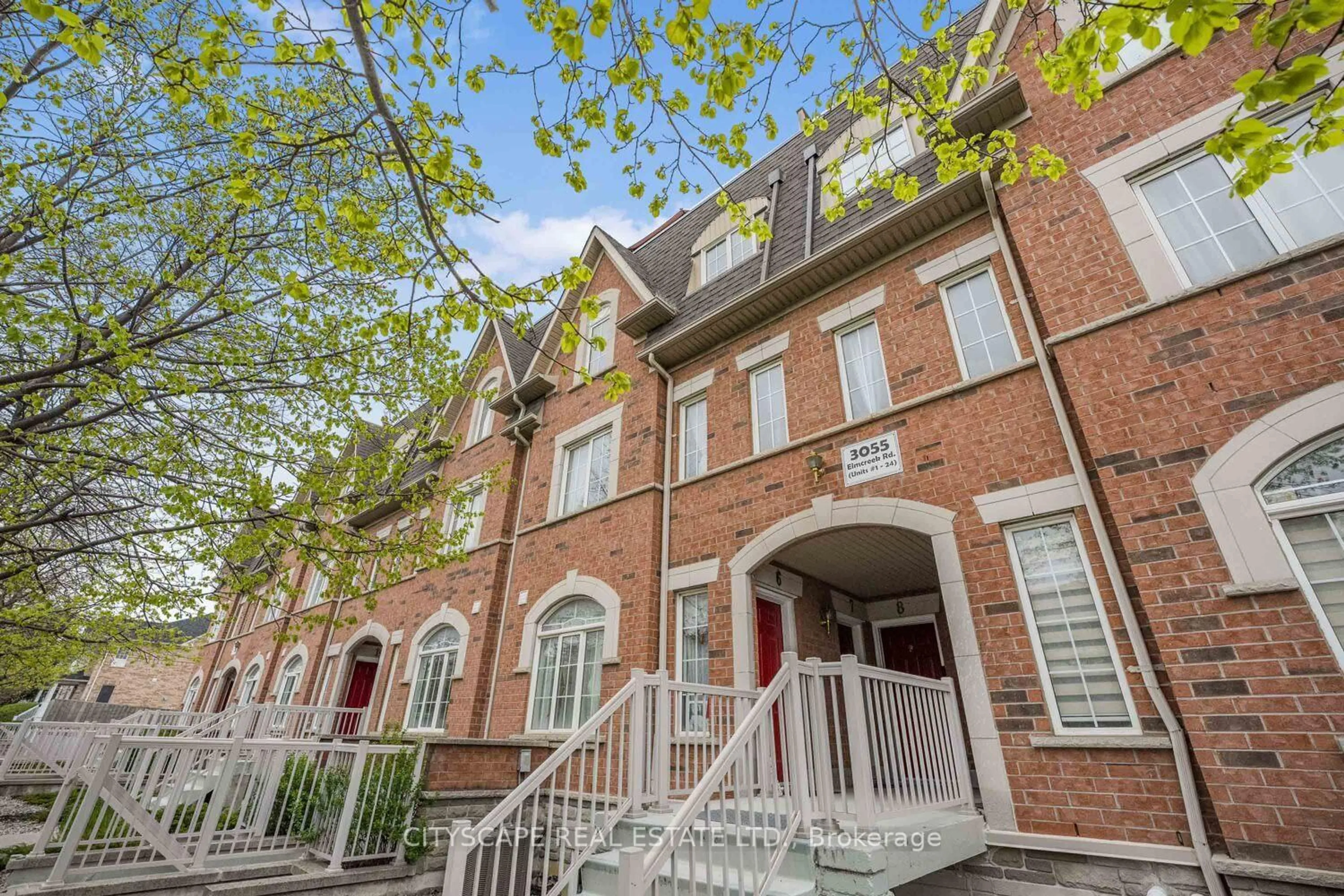 Home with brick exterior material, street for 3055 Elmcreek Rd #7, Mississauga Ontario L5B 4J9