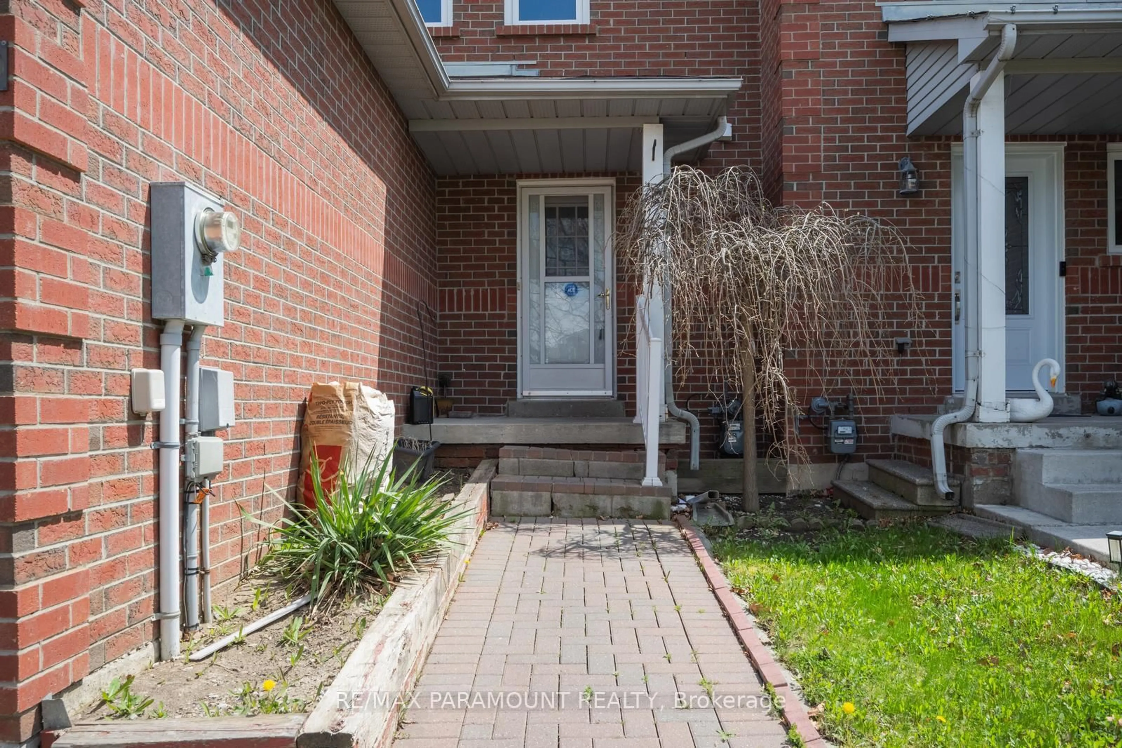 Unknown for 150 Timberlane Dr, Brampton Ontario L6Y 4V7