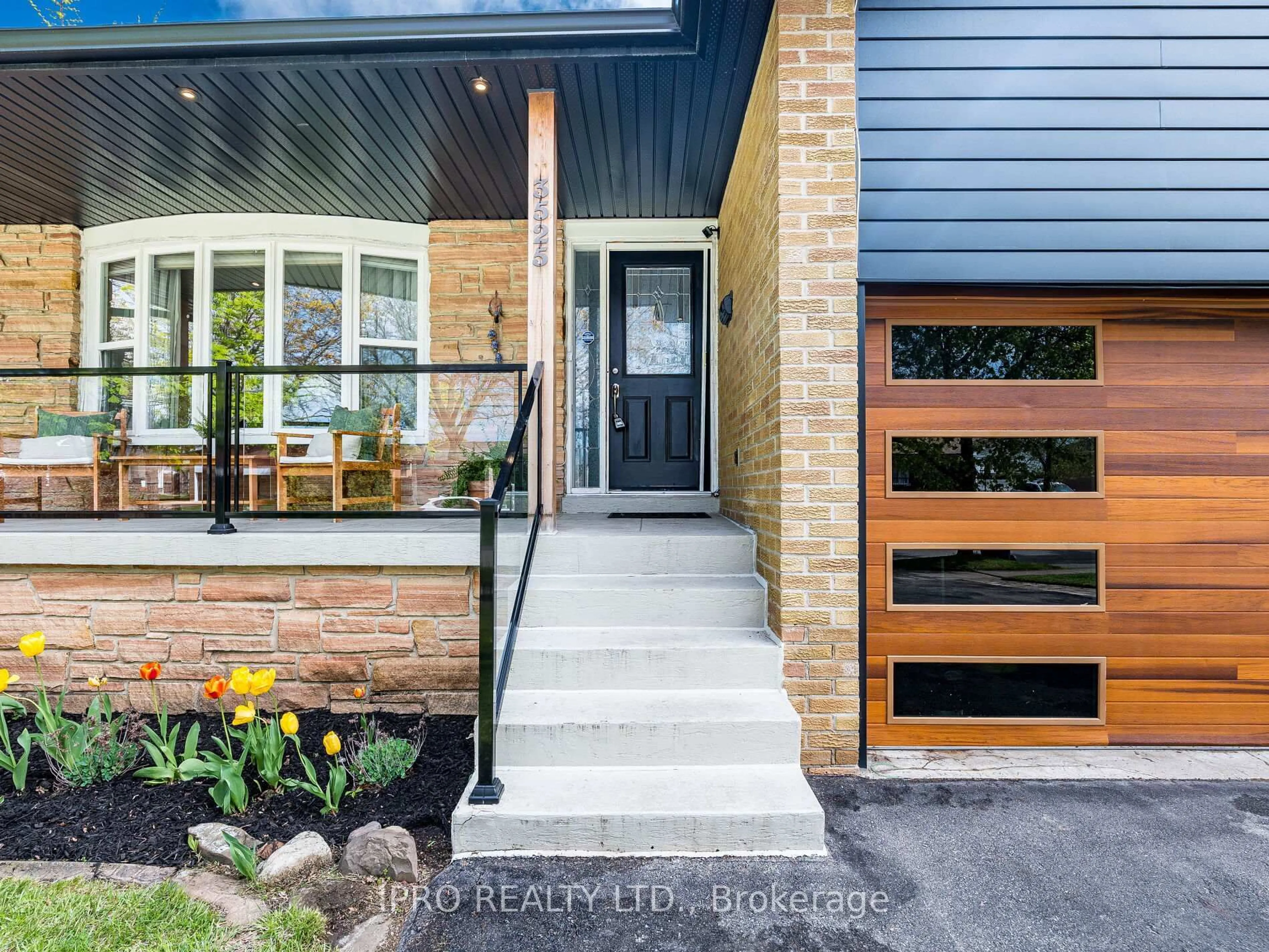 Unknown for 3525 Burningelm Cres, Mississauga Ontario L4Y 3L2