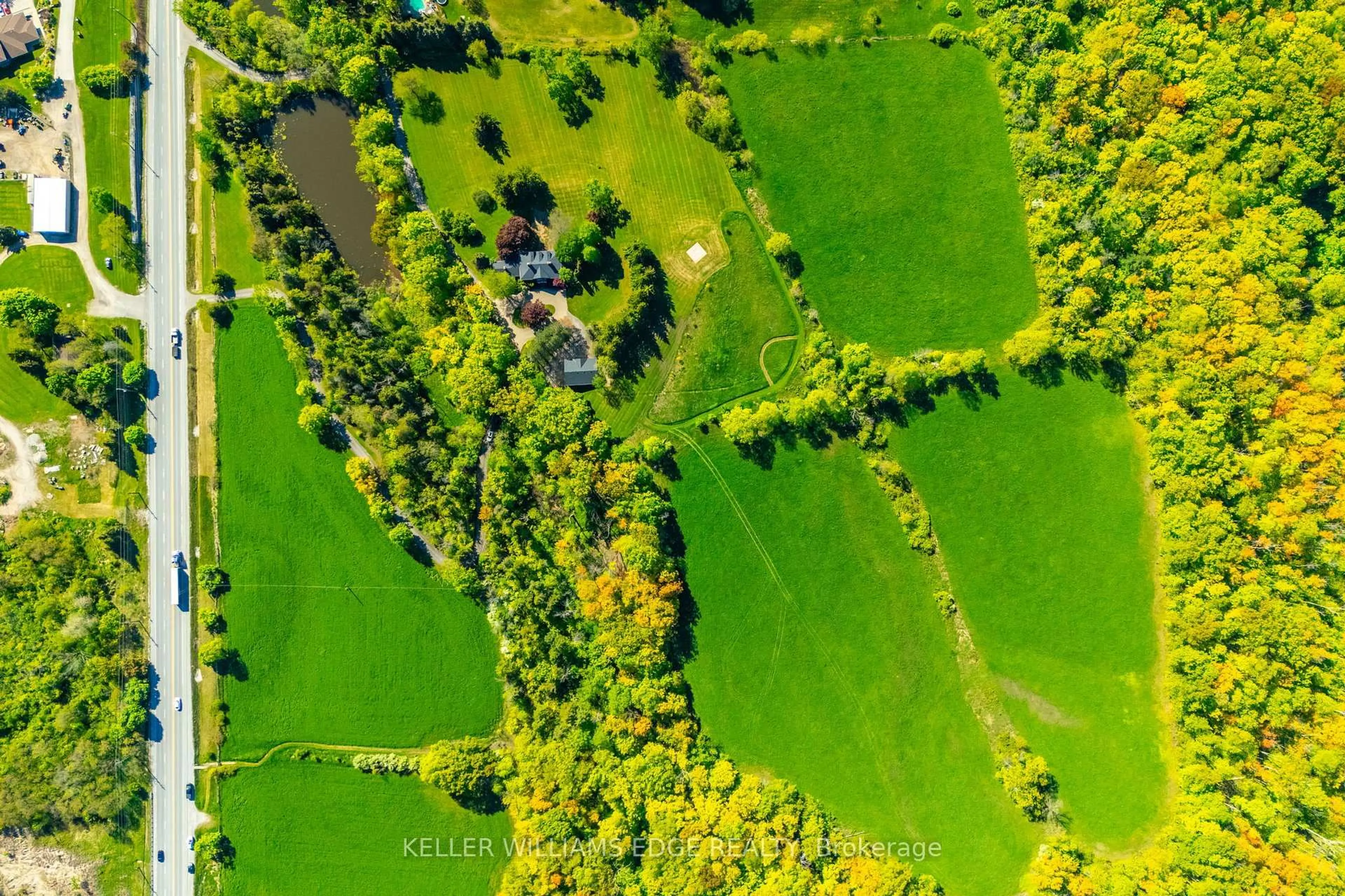 A pic from outside/outdoor area/front of a property/back of a property/a pic from drone, forest/trees view for 3350 Guelph Line, Burlington Ontario L7P 0S7