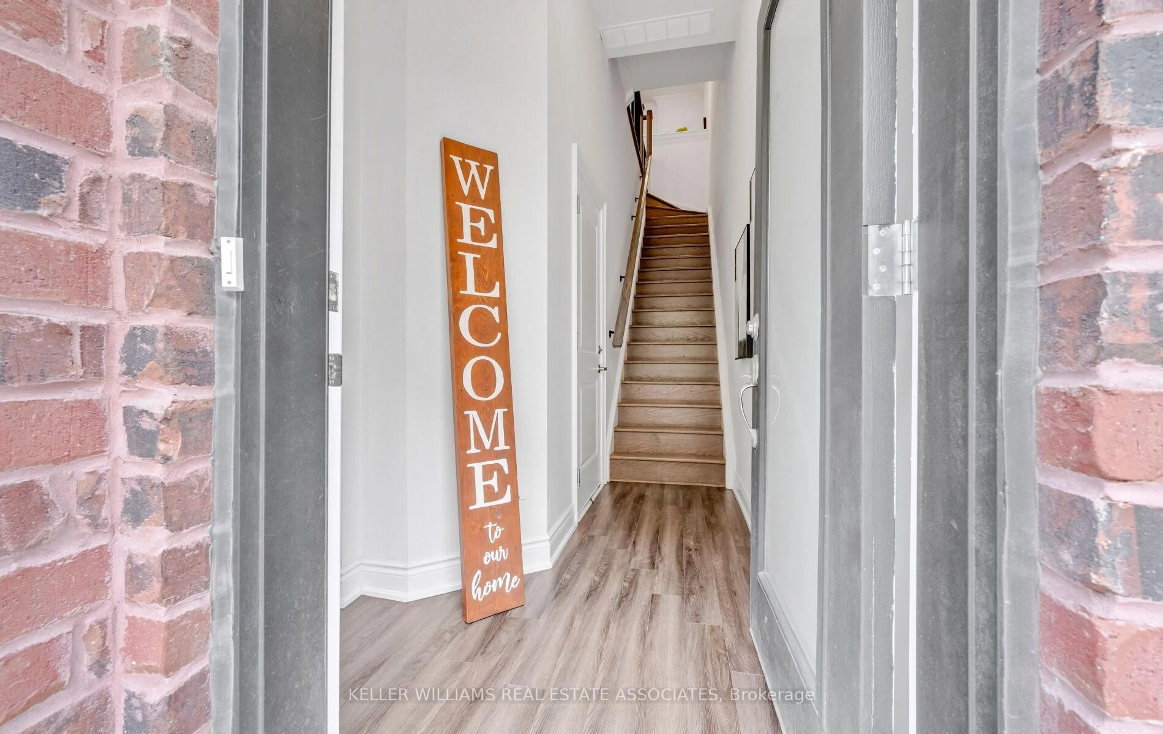 Indoor entryway for 79 Elder Ave #36, Toronto Ontario M8W 0B7